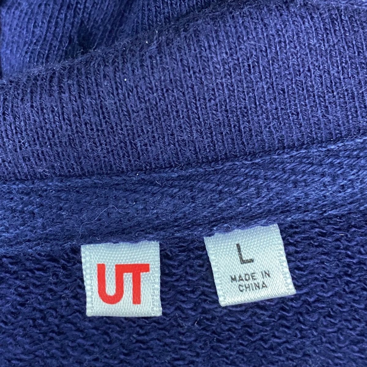 Other Vintage Disney UT Hoodie Sweater Pullover NavyBlue Size L Size US L / EU 52-54 / 3 - 6 Thumbnail