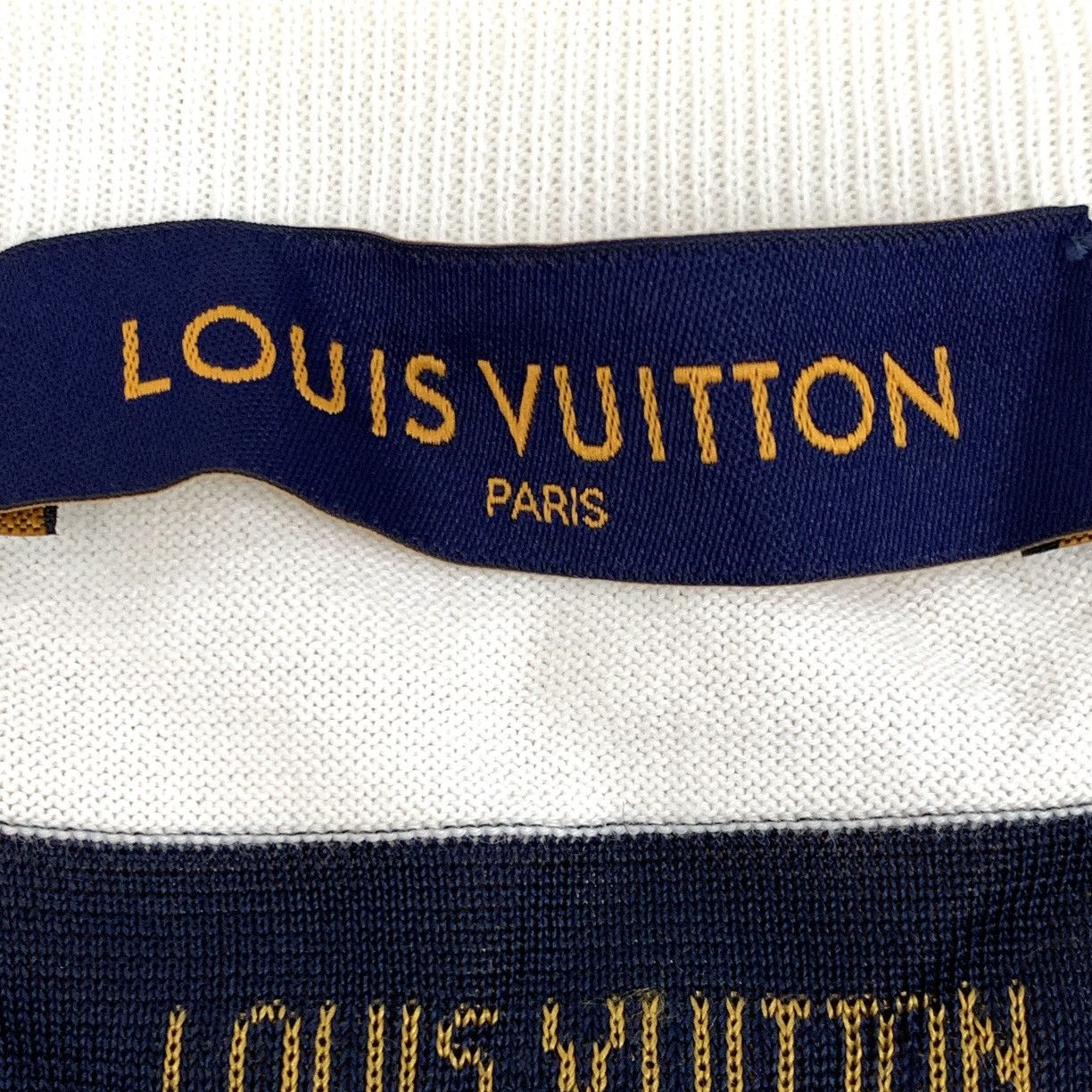 Louis Vuitton Louis Vuitton Logo Letter Short Sleeve T-Shirt K26WX Size US L / EU 52-54 / 3 - 7 Thumbnail