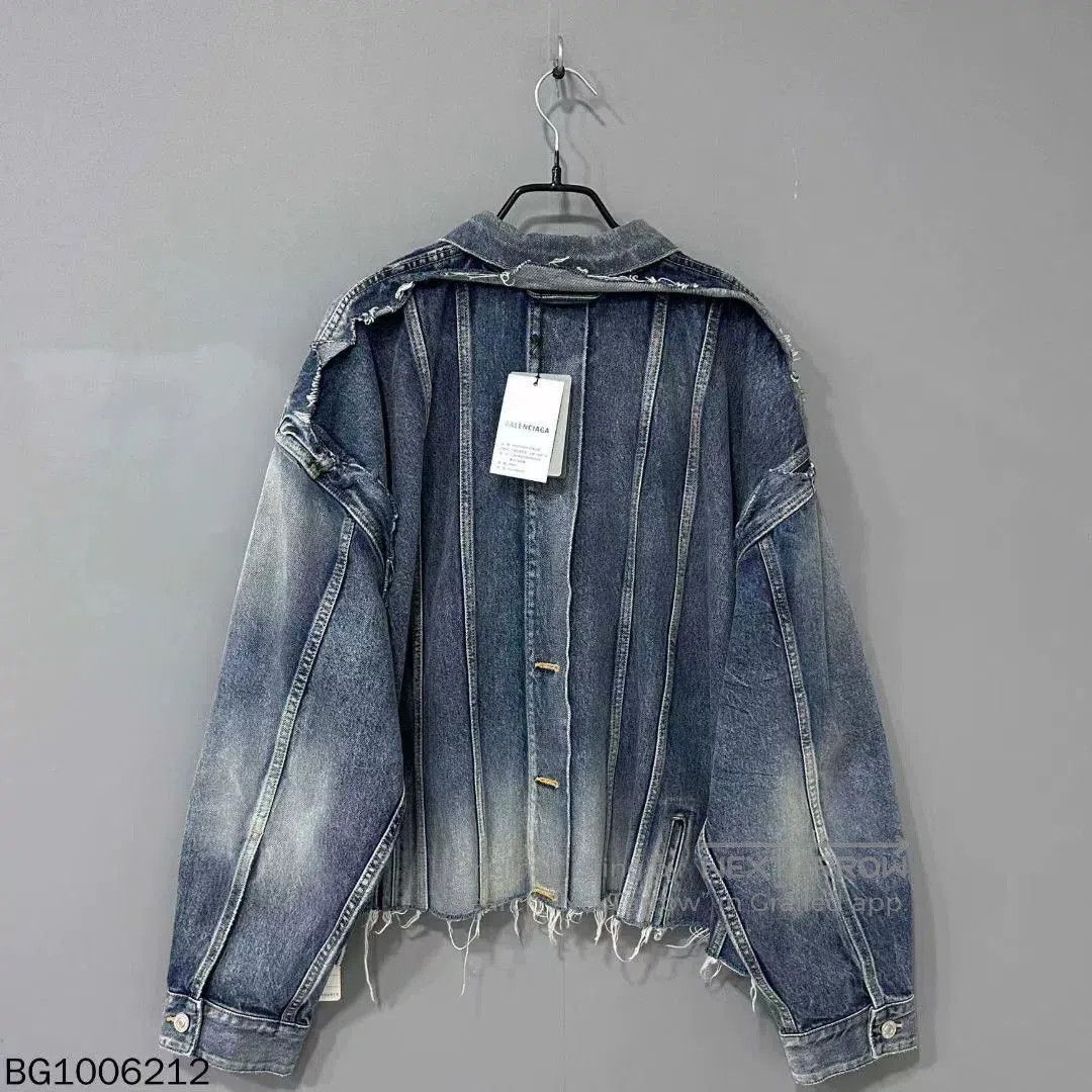 Balenciaga Distressed Oversized Denim Jacket Balenciaga. Size US XS / EU 42 / 0 - 3 Thumbnail
