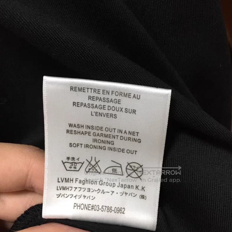 Givenchy Givenchy Classic Black with English Letter Logo Size US M / EU 48-50 / 2 - 8 Thumbnail