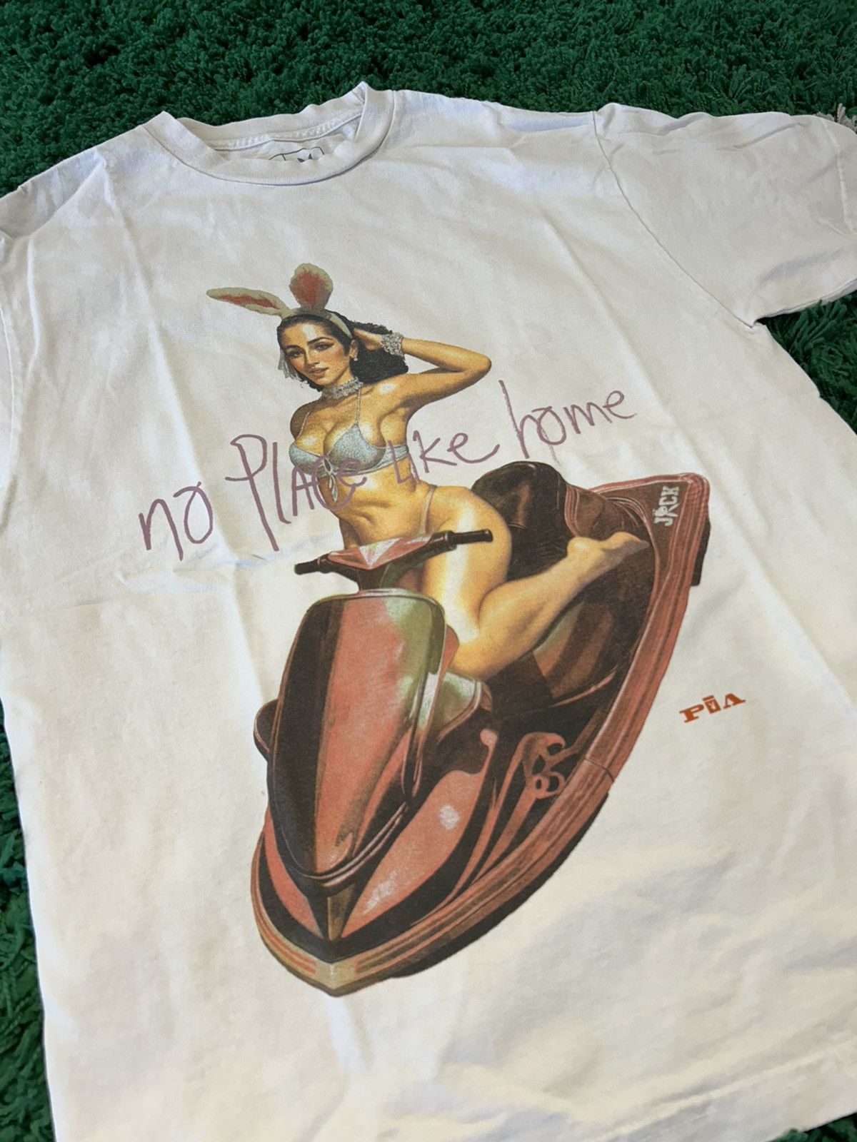 Playboy × Travis Scott Travis Scott Playboy Tee Size US M / EU 48-50 / 2 - 2 Thumbnail