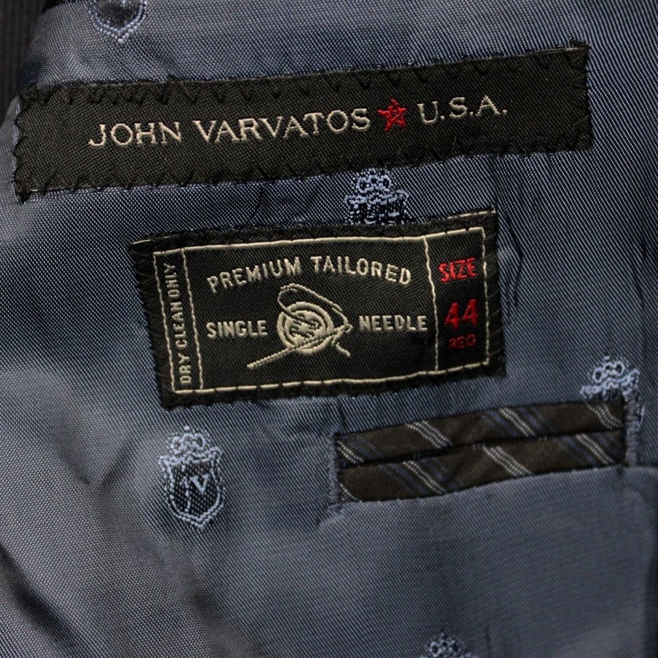 John Varvatos John Varvatos Blazer Mens 44R Black Wool Jacket Casual Business 2 Button Notch Front Single-Breasted 4-Button Sleeve Dry Clean Only Mens Blazer Size 44R - 6 Thumbnail