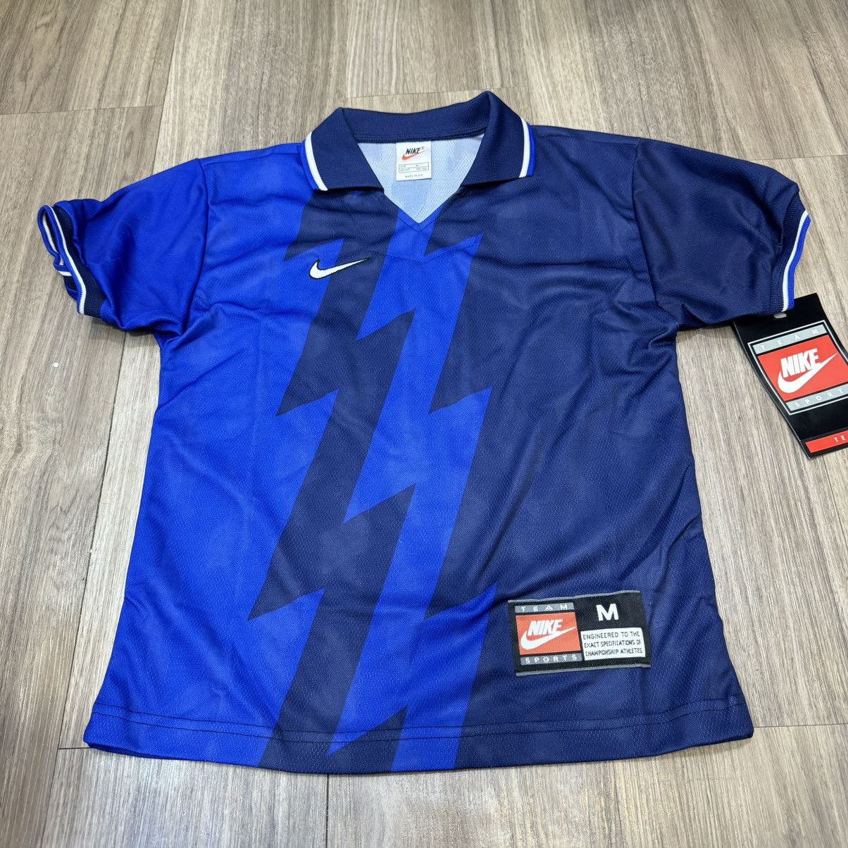 Nike × Vintage (Youth size) Nike 94/95 temple soccer jersey (Bnwt) Size S / US 4 / IT 40 - 1 Thumbnail