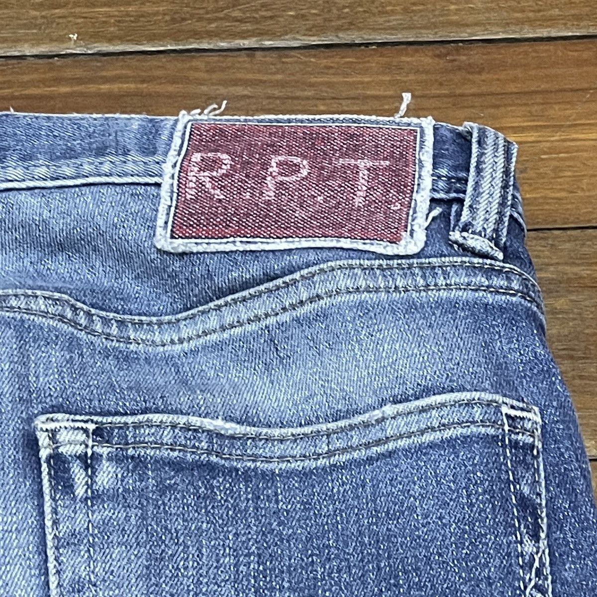 14th Addiction × Japanese Brand × Le Grande Bleu (L.G.B.) Rare Design Vintage Japanese Brand RPT Patchwork Jeans 1990s Size US 34 / EU 50 - 9 Thumbnail