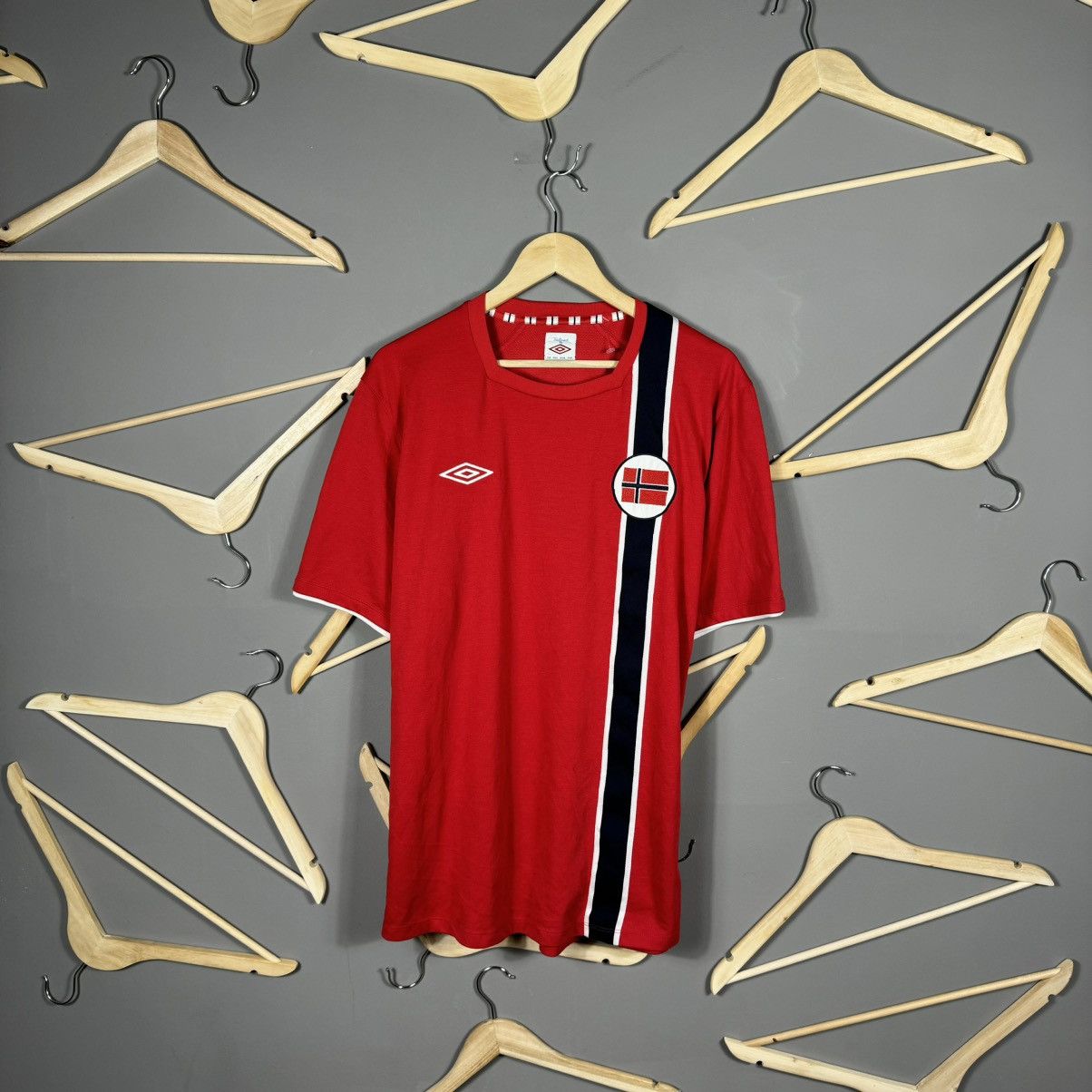 Umbro Umbro Norway 2012-13 Home Soccer Jersey Size US XXL / EU 58 / 5 - 1 Thumbnail