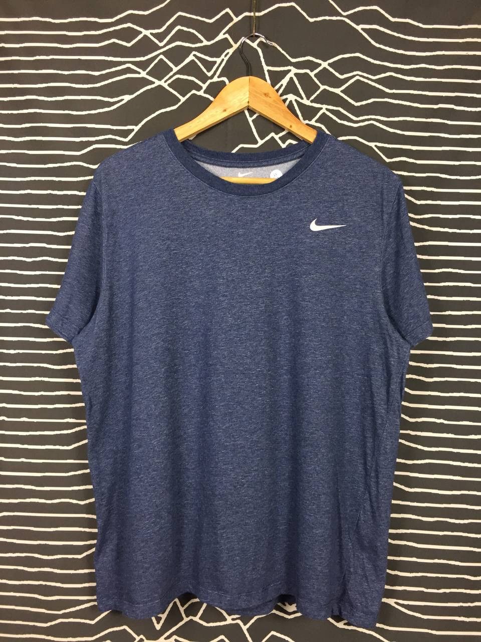 Nike × Vintage The Nike Tee Swoosh Logo Dri-Fit Sportswear Tee Size US L / EU 52-54 / 3 - 2 Thumbnail