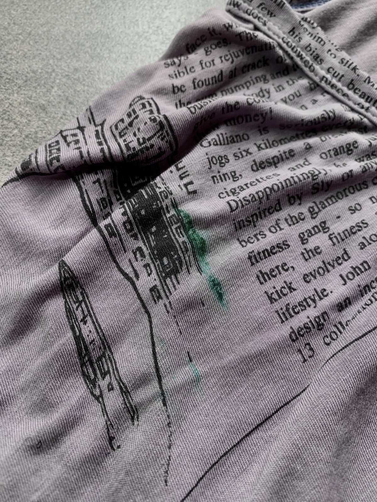 John Galliano FREE TAX! 2000s Gazzete Newspaper tee Size US L / EU 52-54 / 3 - 6 Thumbnail