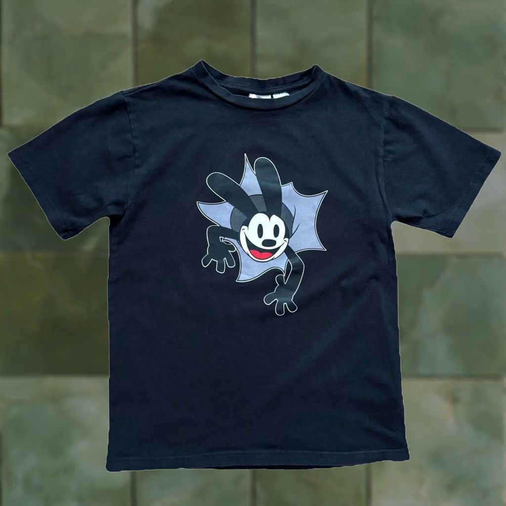 Disney × Streetwear × Stussy vintage stussy x disney oswald the