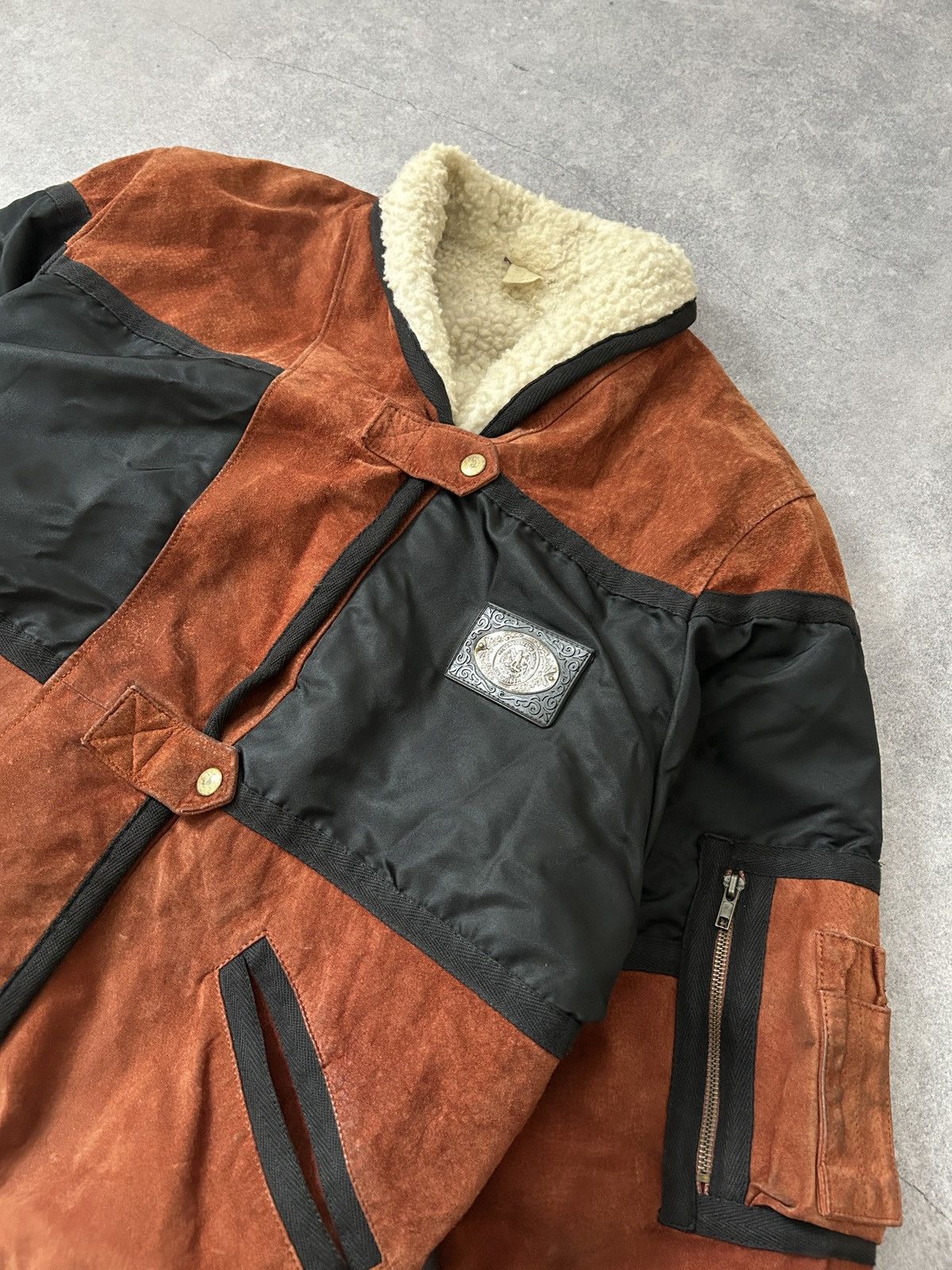 Genuine Leather Vintage Genuine Leather Navajo bombers jacket made in usa Size US L / EU 52-54 / 3 - 4 Thumbnail