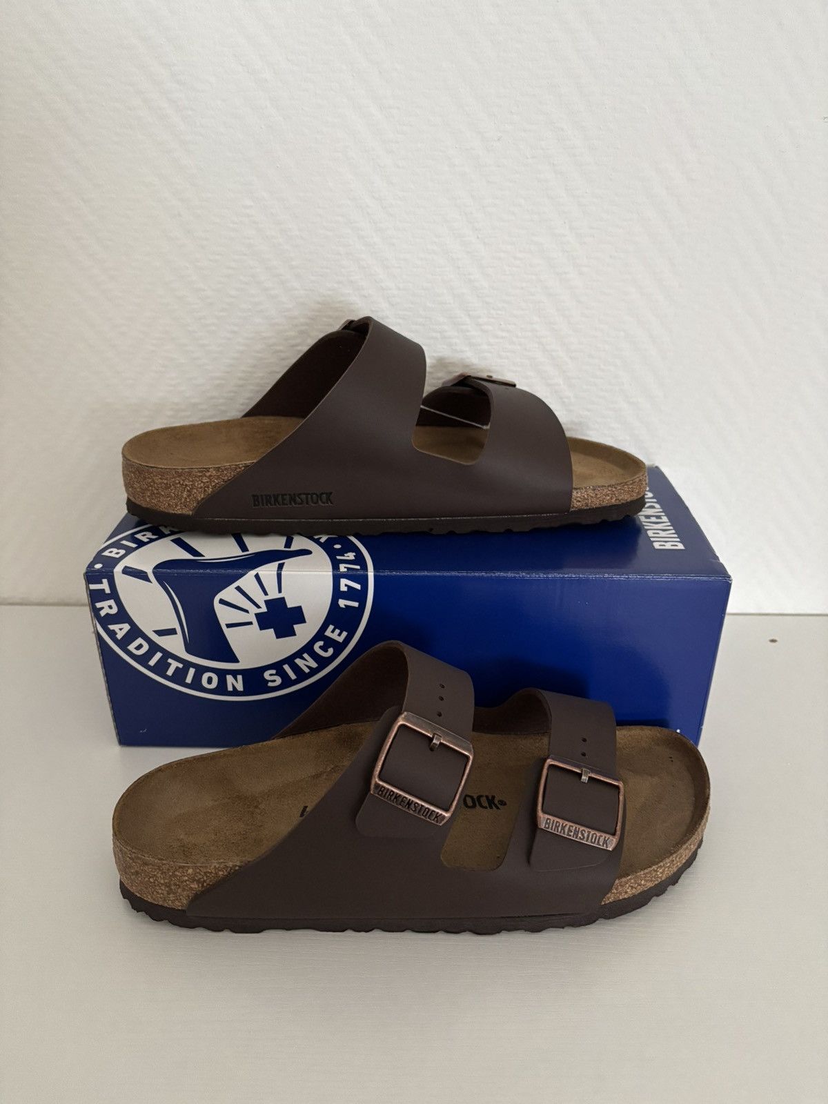 Birkenstock Birkenstock Arizona BS dark brown 41 new Size US 8 / EU 41 - 4 Thumbnail