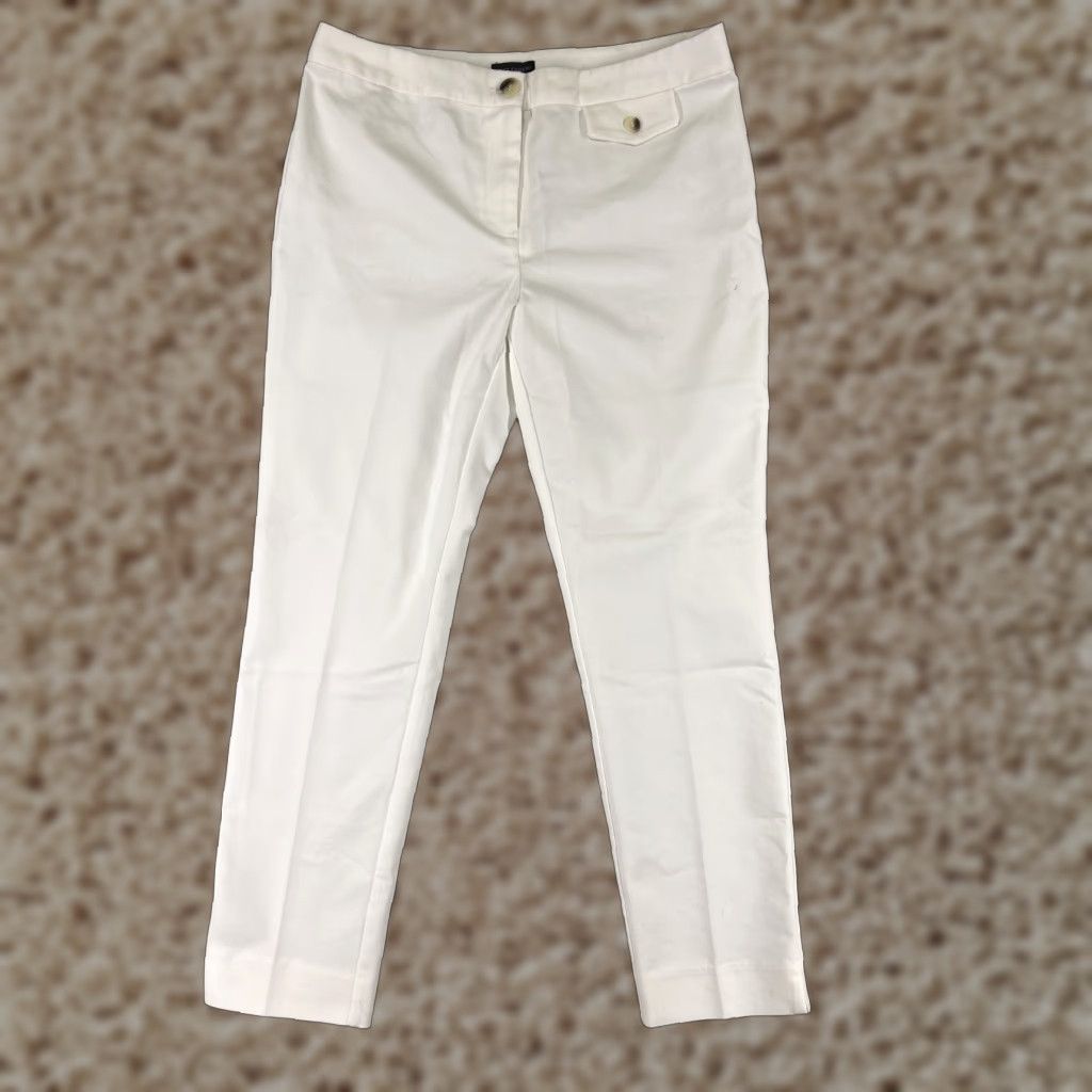Vince Camuto Vince Camuto Women's Pants Size 8 White Chino Cotton Blend Casual Regular Fit Straight Leg Size 30" / US 8 / IT 44 - 1 Thumbnail