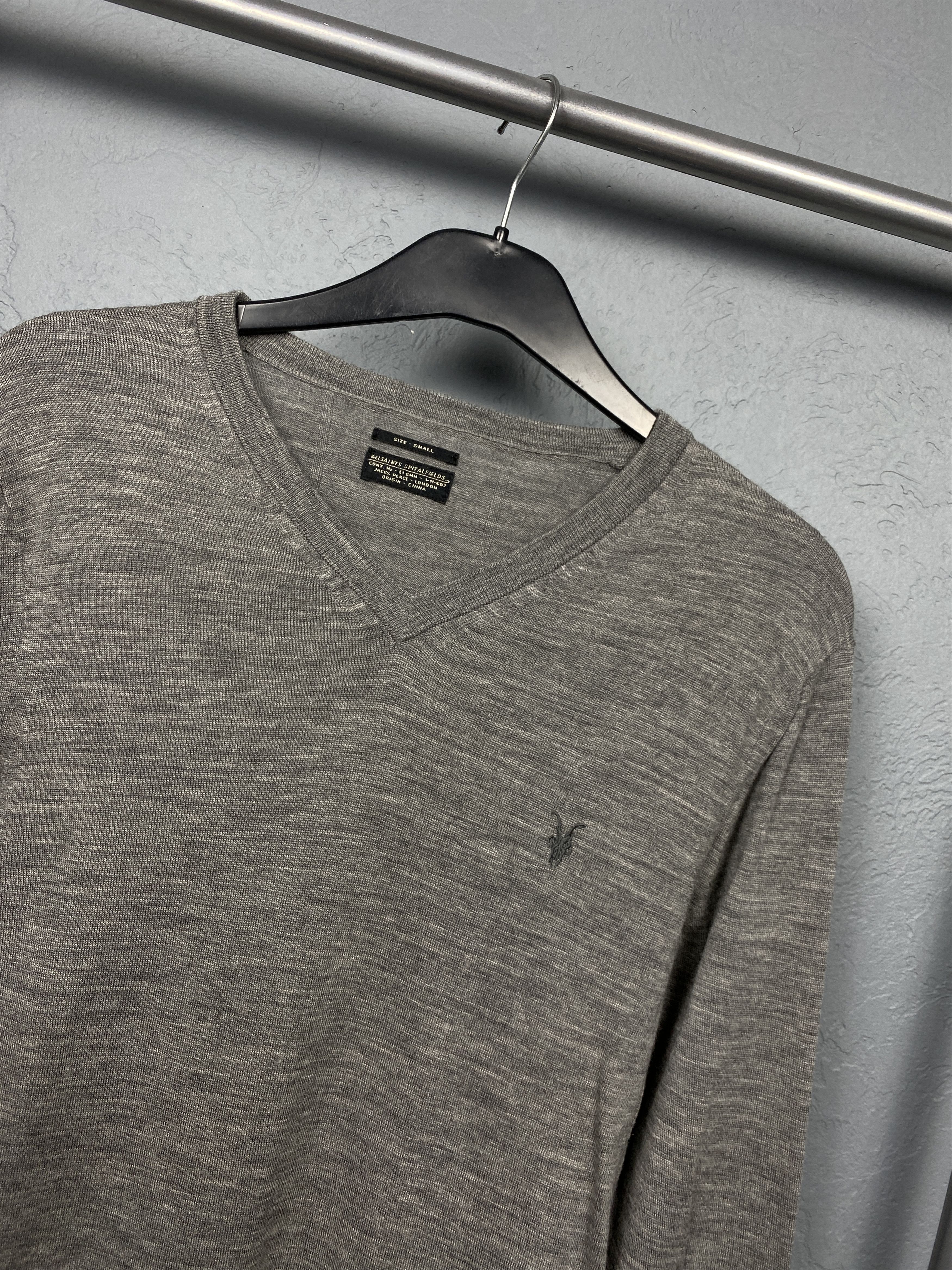 Allsaints Allsaints Mens V-Neck Merino Wool Knit Sweater Size US S / EU 44-46 / 1 - 2 Thumbnail