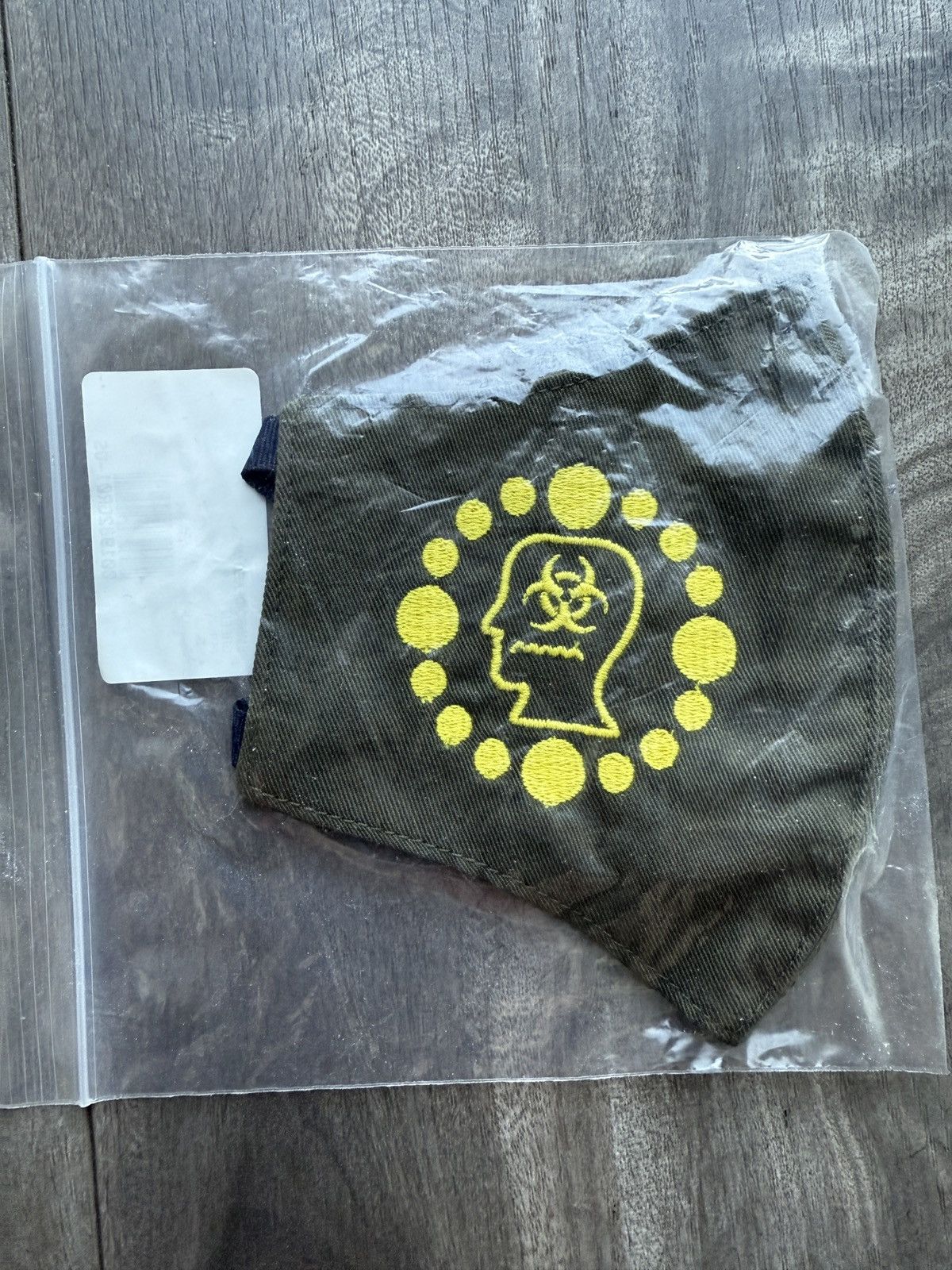 Brain Dead NEW Brain Dead Biohazard Green Embroidered Face Mask Size ONE SIZE - 2 Thumbnail