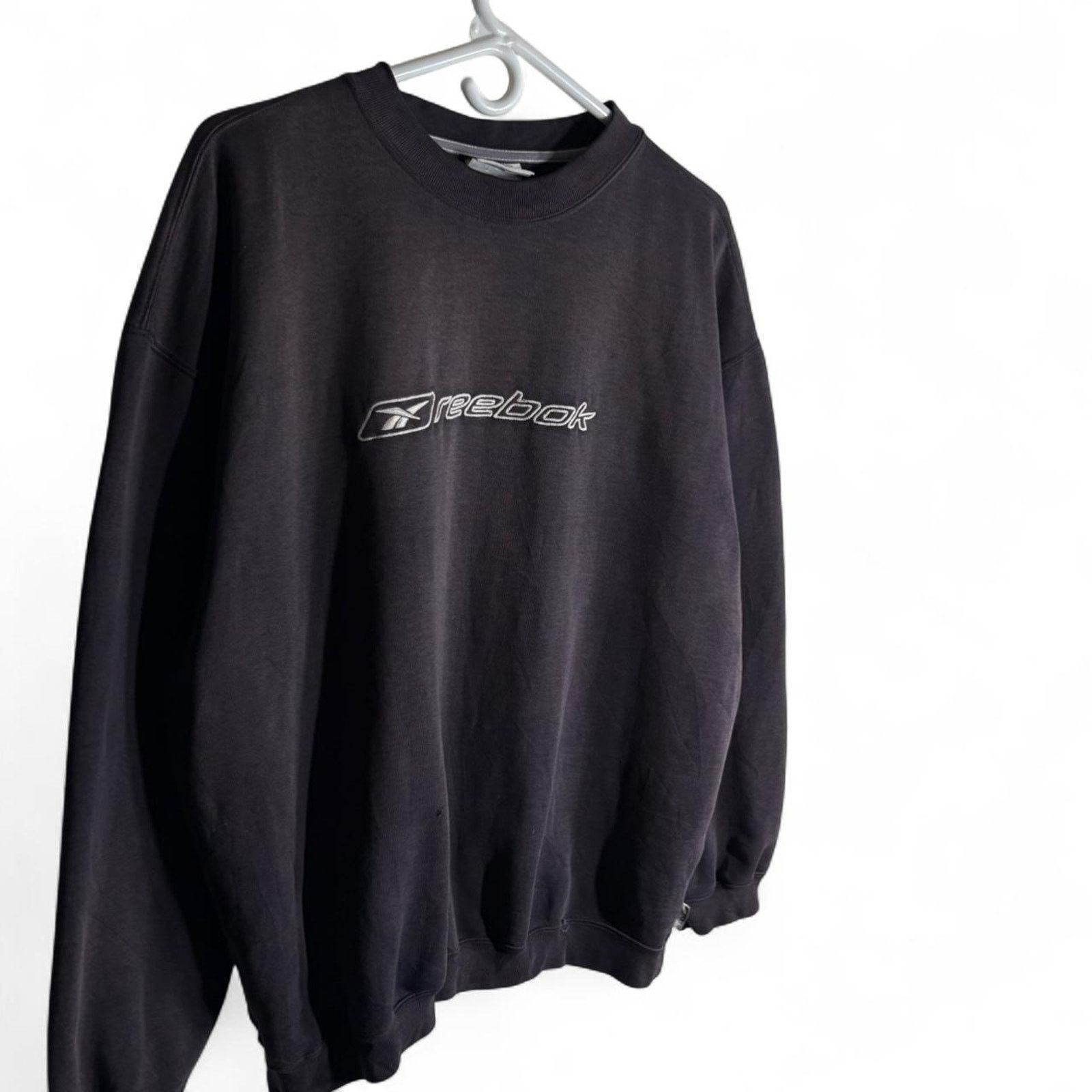 Reebok Vintage reebok faded black crewneck sweatshirt size small Size US S / EU 44-46 / 1 - 2 Thumbnail