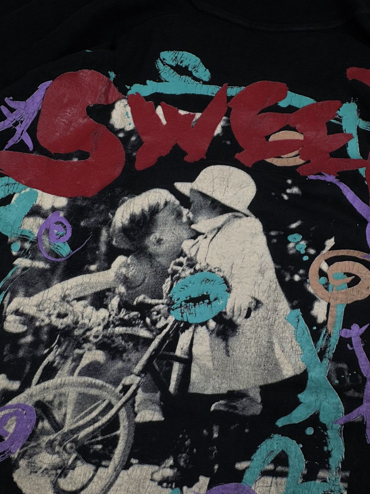 Vintage Rare Vintage 90s Kim Anderson first kiss art graphic tee Size US XL / EU 56 / 4 - 5 Thumbnail