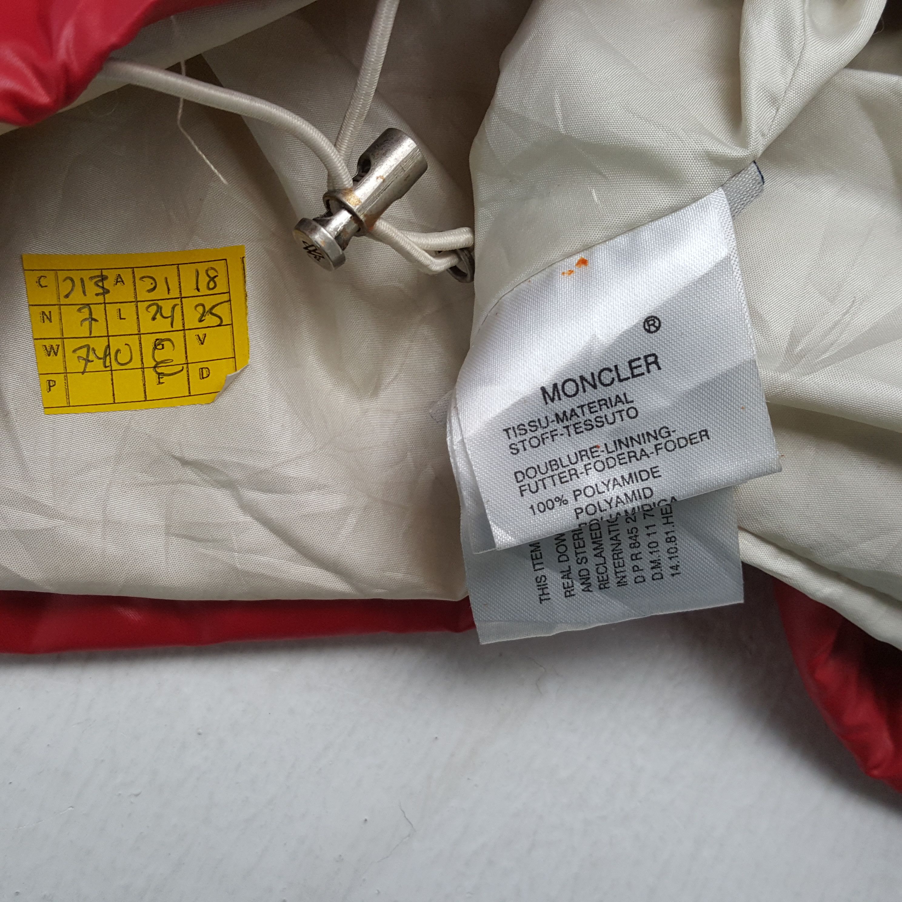 Vintage Vintage MONCLER Italian Fashion Brand Puffer Jacket Size US M / EU 48-50 / 2 - 7 Thumbnail