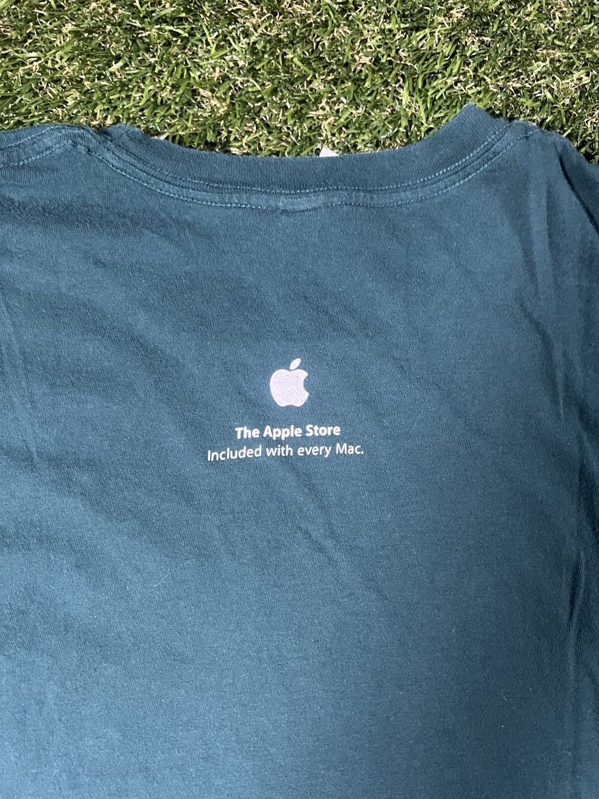 Apple Vintage Y2k Teal Apple iPod Promo Tech Fun Music Retro Tee Size US L / EU 52-54 / 3 - 4 Thumbnail