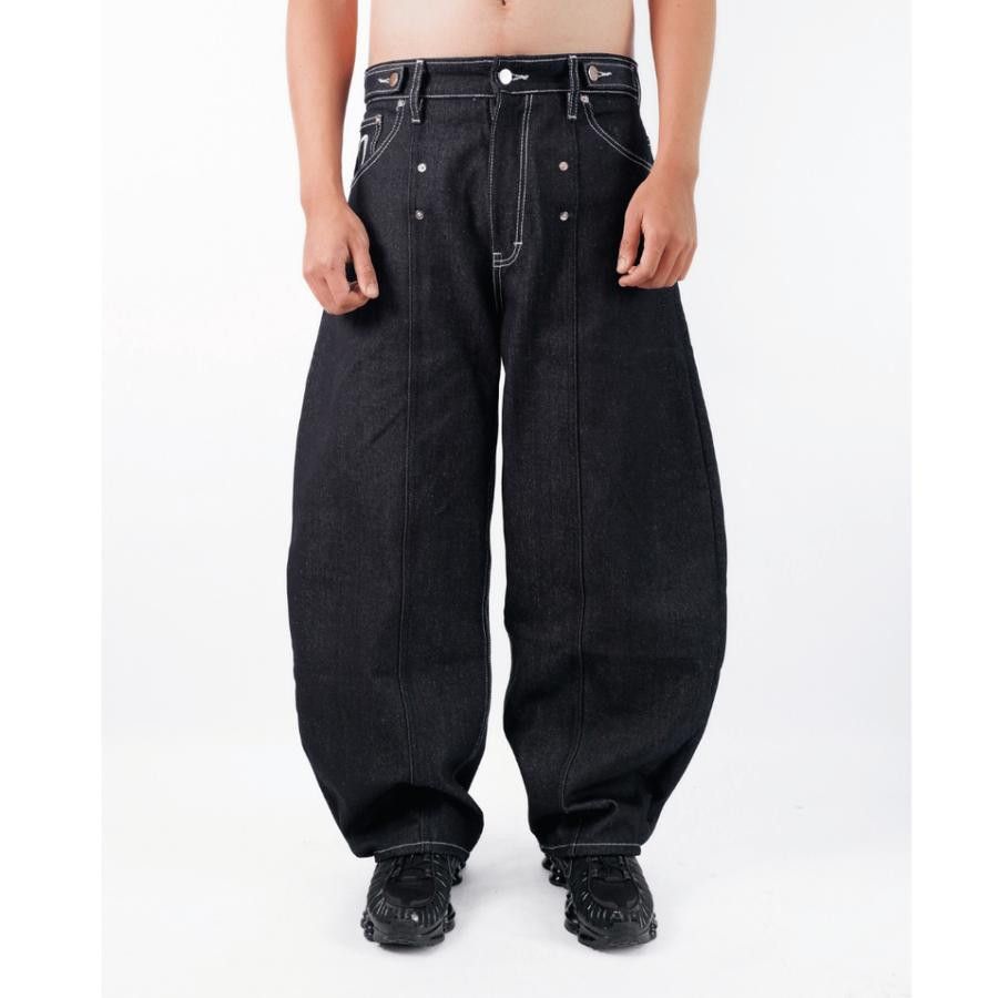 Raizen Balloon Pleated Raw Denim