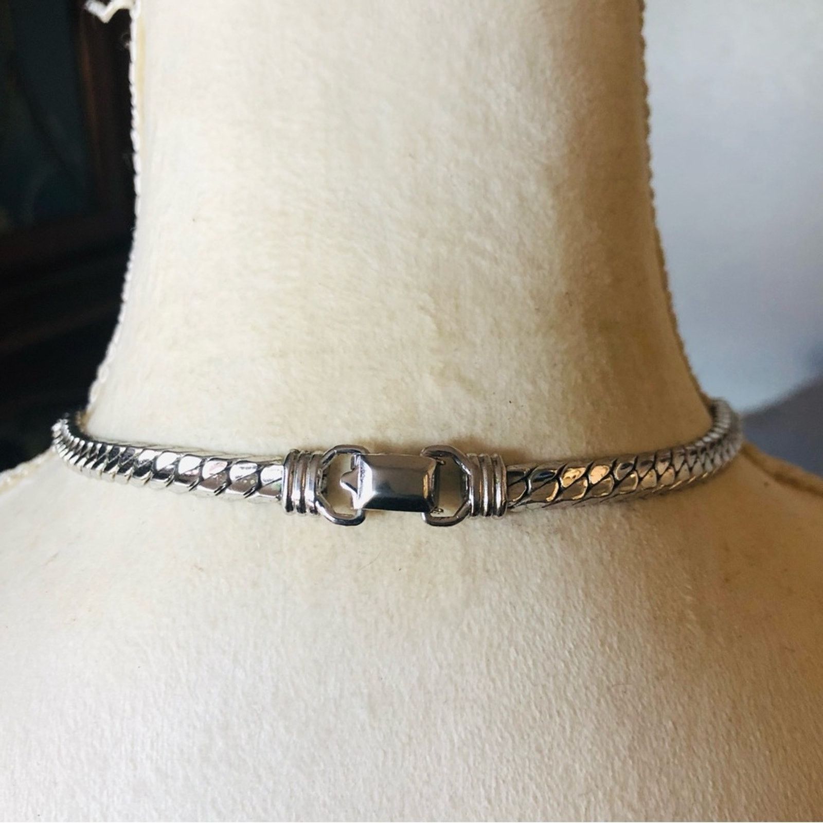 Vintage Vintage Coro silver plated braided chain necklace Size ONE SIZE - 7 Thumbnail