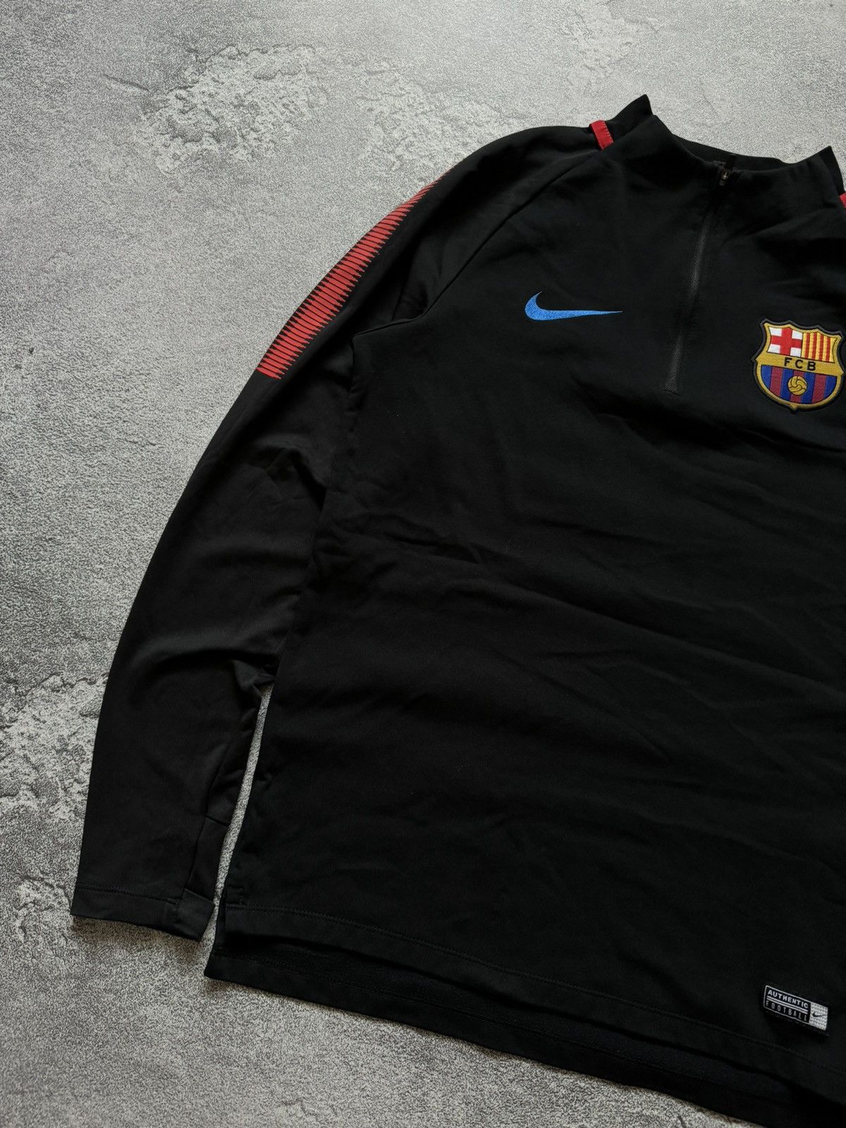 Nike × Vintage Nike Barcelona S 1/4 zip jersey long sleeve tee T-shirt polo Size US S / EU 44-46 / 1 - 5 Thumbnail