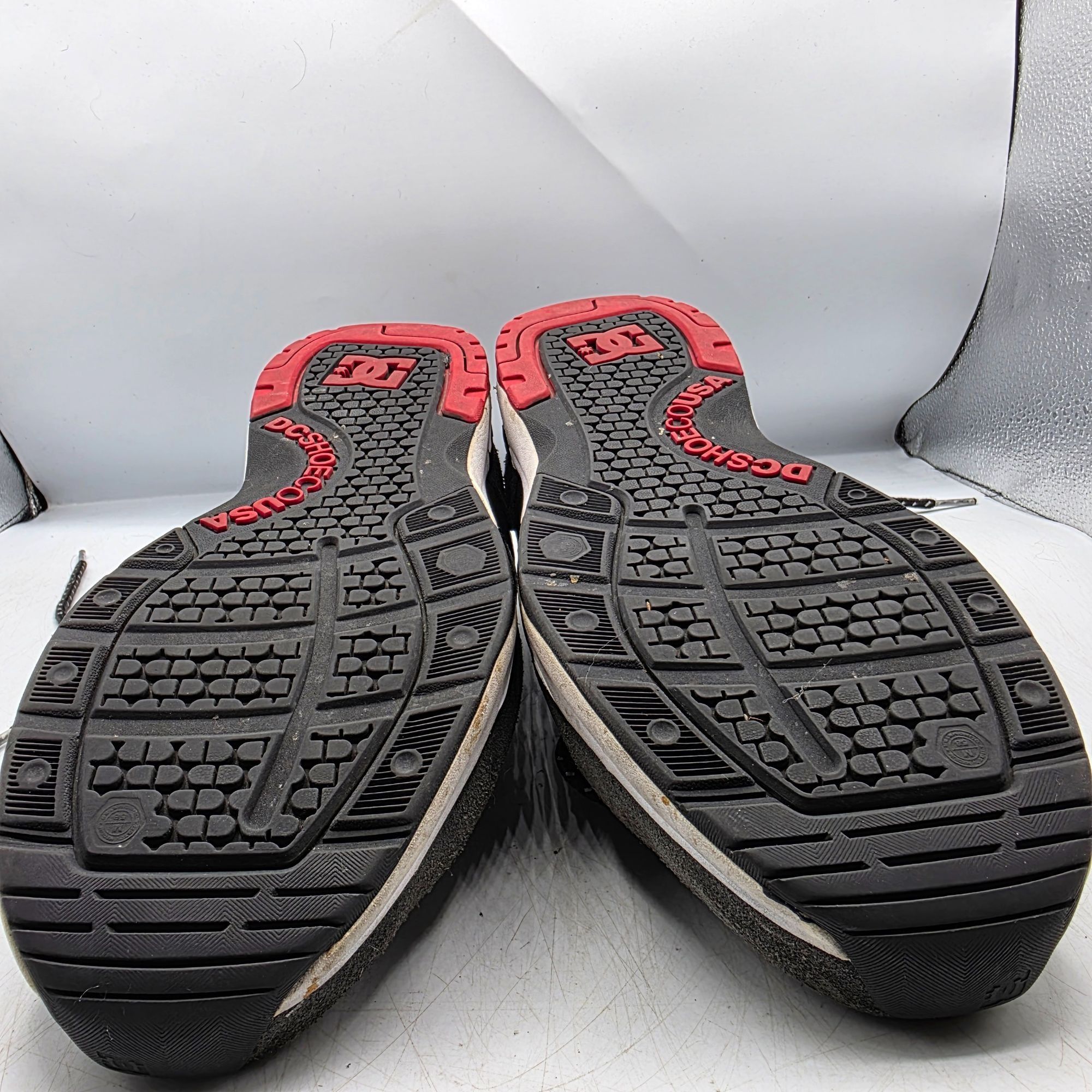DC DC E.Tribeka SE Mens 10 Black Red Green Camo Shoes Skateboar Size US 10 / EU 43 - 11 Thumbnail
