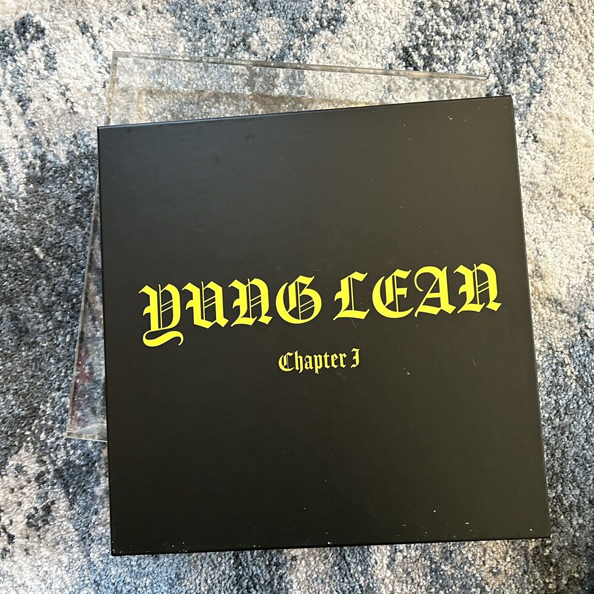Sad Boys × Yung Lean YEAR0001 x ORMOLYCKA CHAPTER 1 ViNYL RECORD CASSETTE BOX SET Size ONE SIZE - 4 Thumbnail