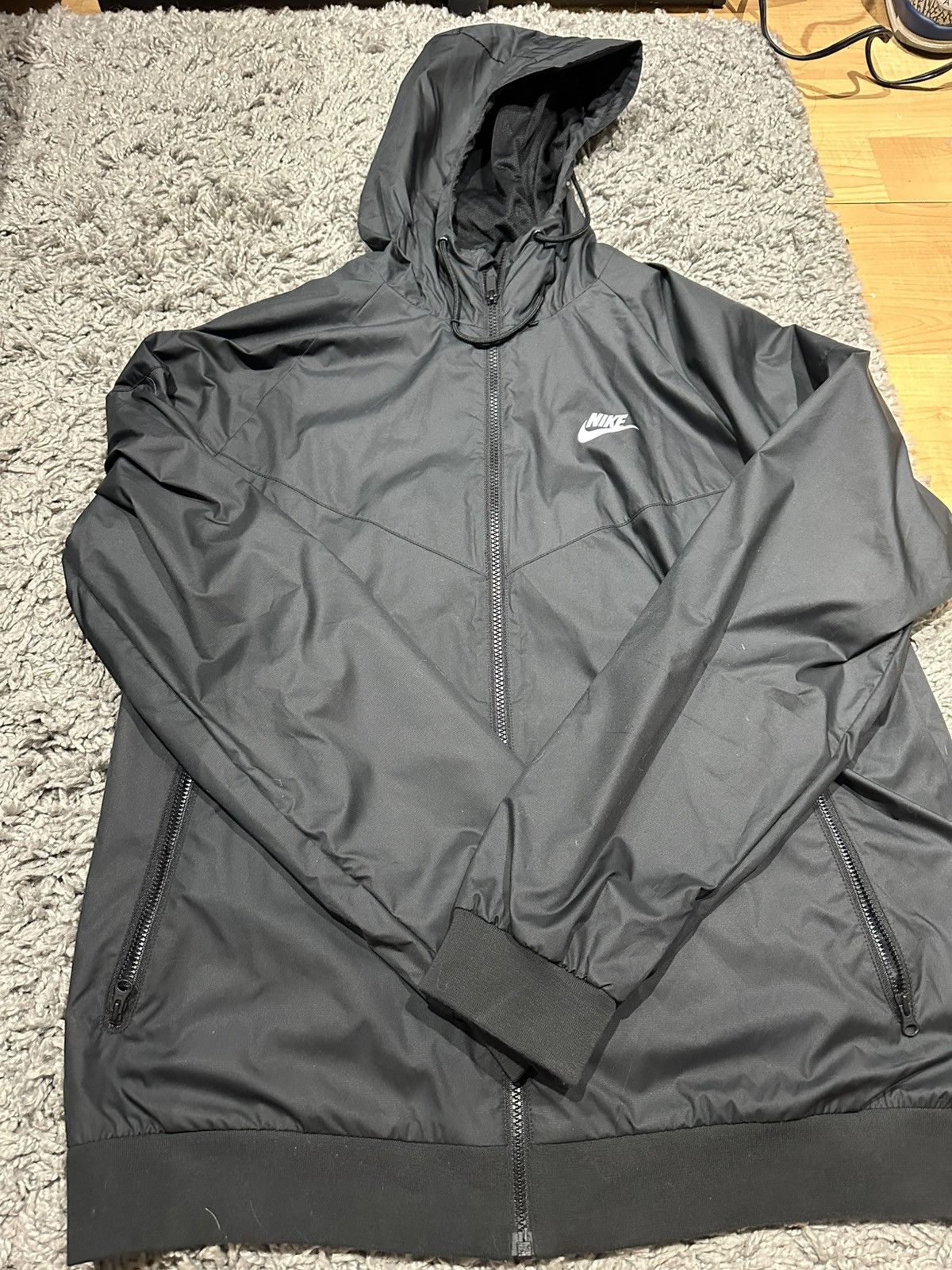 Nike Brand New Nike Sportswear Wind Jacket Mens Black Full Zip Size US XL / EU 56 / 4 - 1 Thumbnail