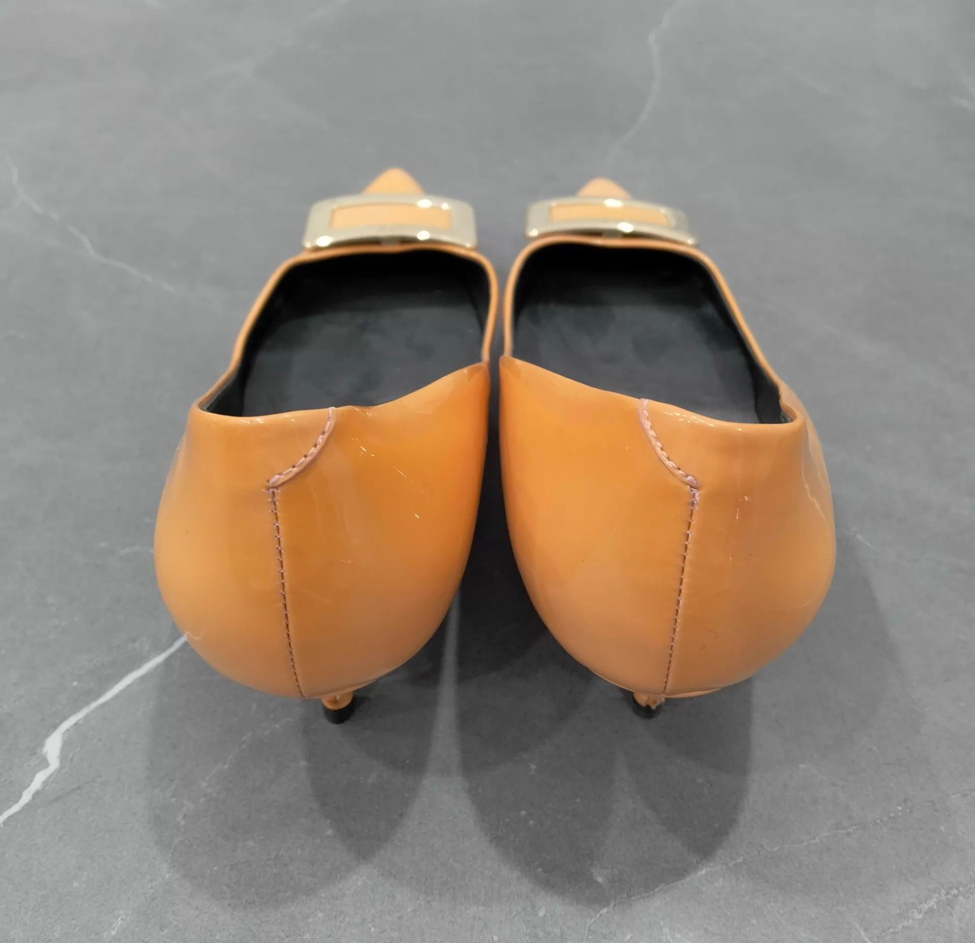 Roger Vivier Roger Vivier Patent Leather Pointed Toe Pumps 36 Size US 5.5 / IT 35.5 - 5 Thumbnail