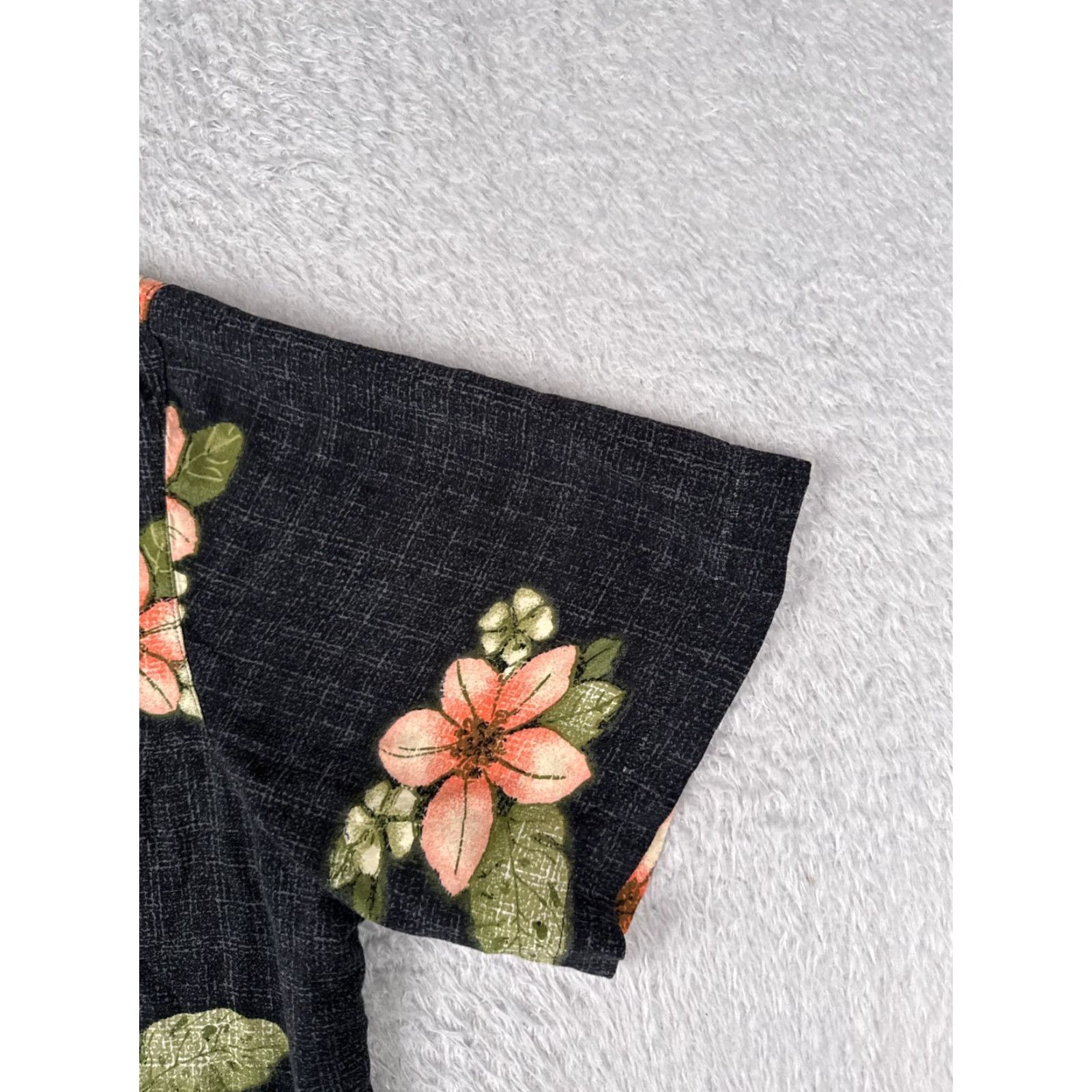 Pinko Puritan Shirt Men 100% Rayon Short Sleeve Button-Up Black Pink Floral Hawaiian XL Mens Size US XL / EU 56 / 4 - 2 Thumbnail