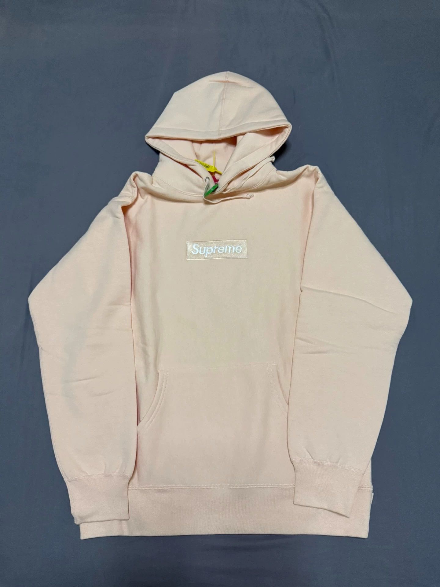 Supreme Supreme FW16 Peach Box Logo Hoodie XL New Size US XL / EU 56 / 4 - 1 Thumbnail
