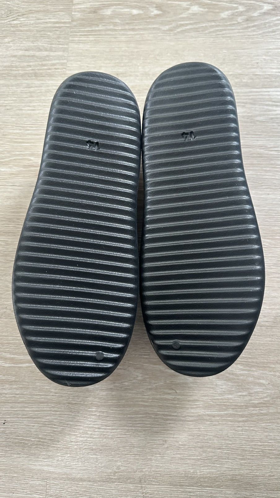Yeezy Yeezy Gosha Slip ons Size 14 Size US 14 / EU 47 - 4 Thumbnail