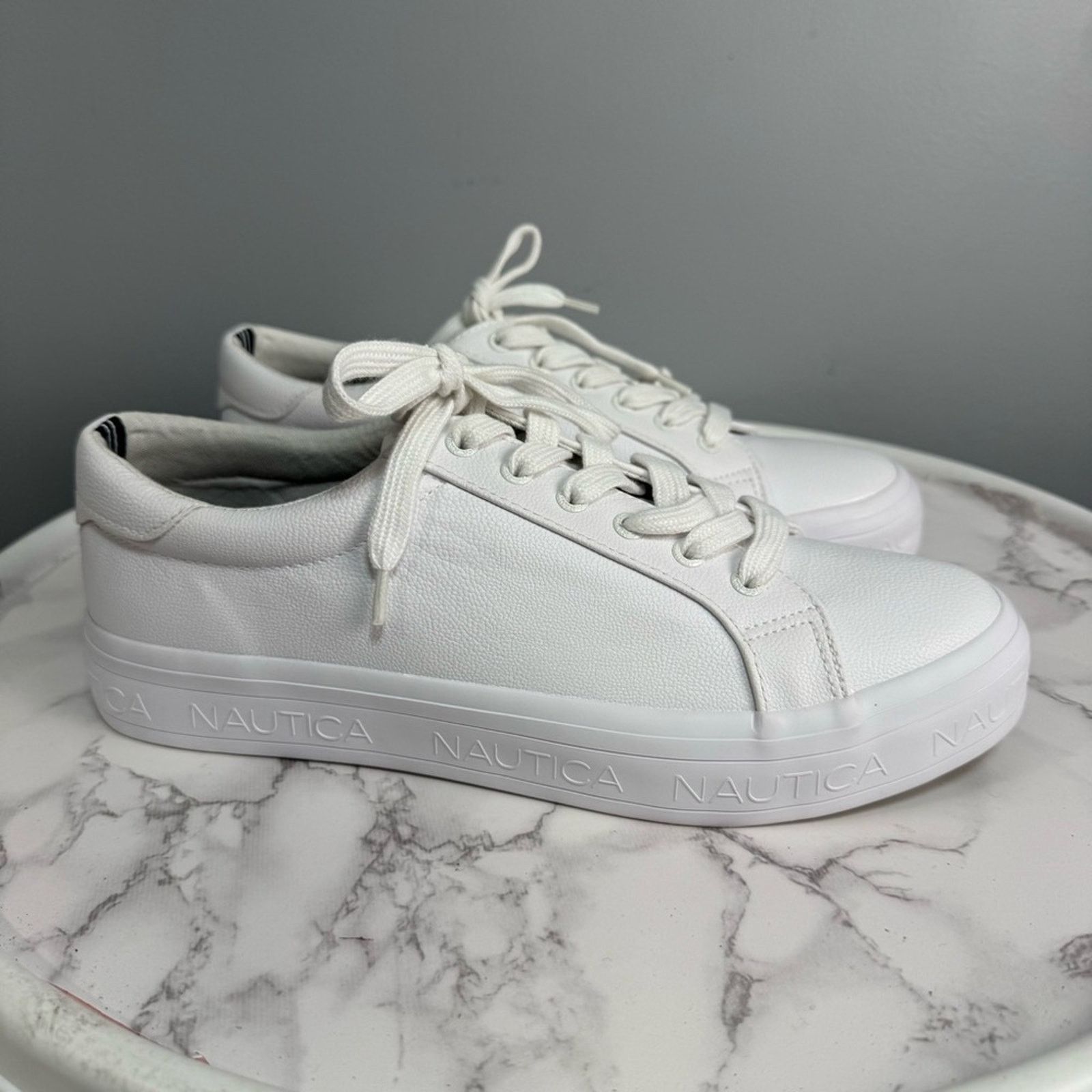 Nautica Nautica Women Fashion Sneaker Lace-Up Size 9.5 NWOB H957 Size US 9.5 / IT 39.5 - 2 Thumbnail
