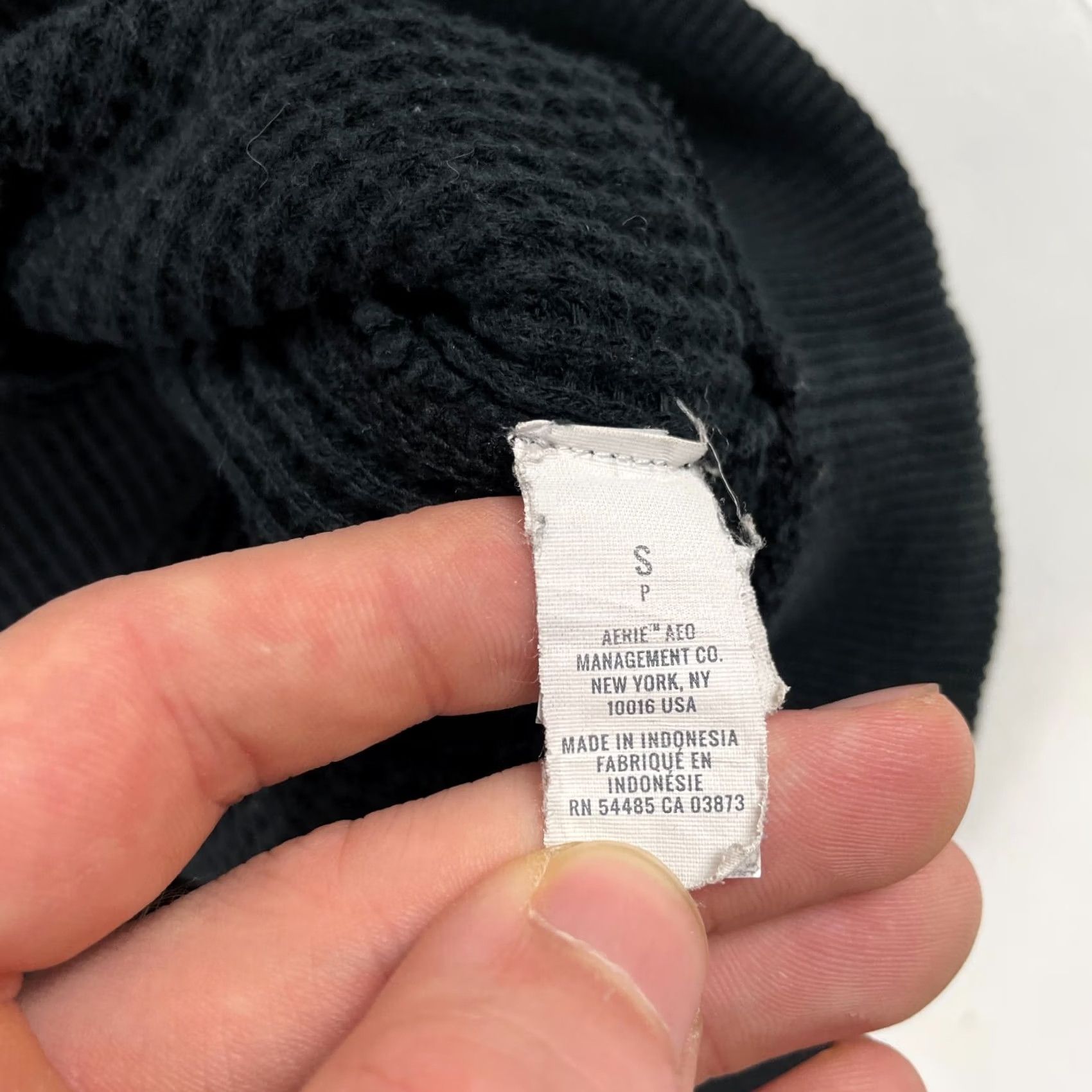 Vintage Aerie Sweater Womens Small Black Thermal Waffle Knit Long Sleeve Pullover Casual Workwear Knit Crew Neck Pullover Fall Winter Womens Size S / US 4 / IT 40 - 7 Thumbnail