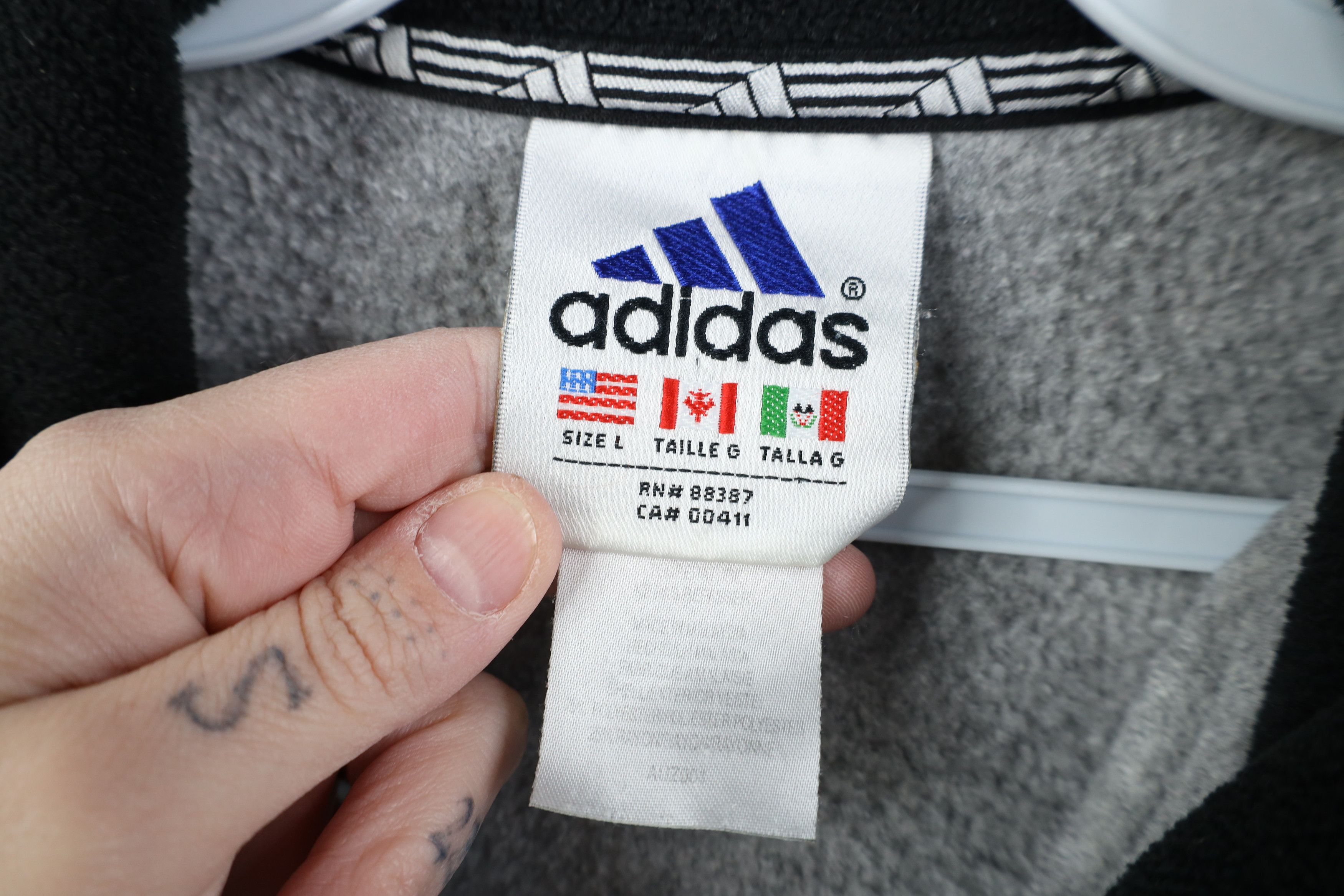 Adidas Vintage 90s Adidas Baggy 1/4 Half Zip Fleece Sweater Gray Size US L / EU 52-54 / 3 - 11 Thumbnail
