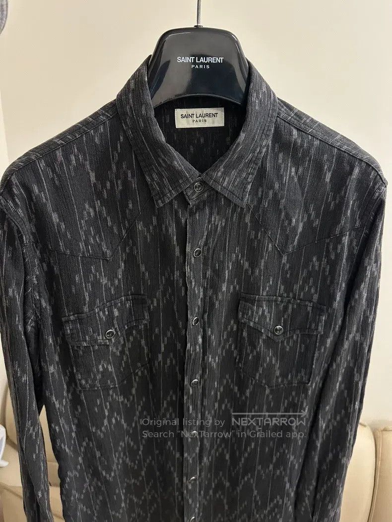 Saint Laurent Paris Saint Laurent Paris Cat's eye button irregular striped shi Size US L / EU 52-54 / 3 - 4 Thumbnail