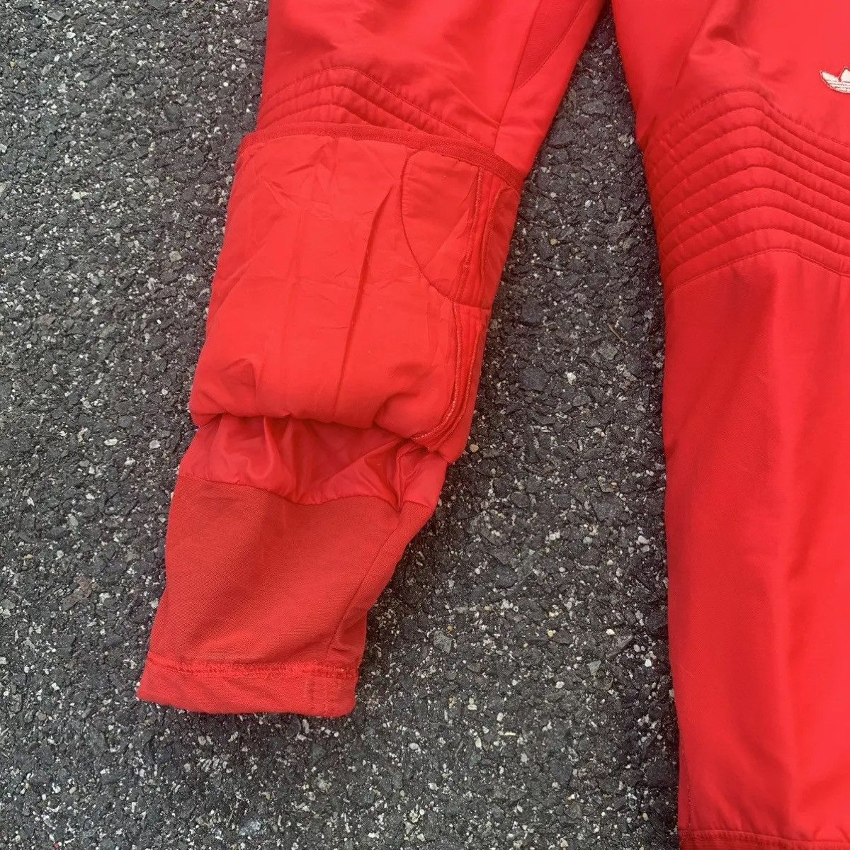 Adidas 🔥BEST OFFER🔥 90’s Vintage Adidas Sportswear Pants Size US 29 - 18 Thumbnail