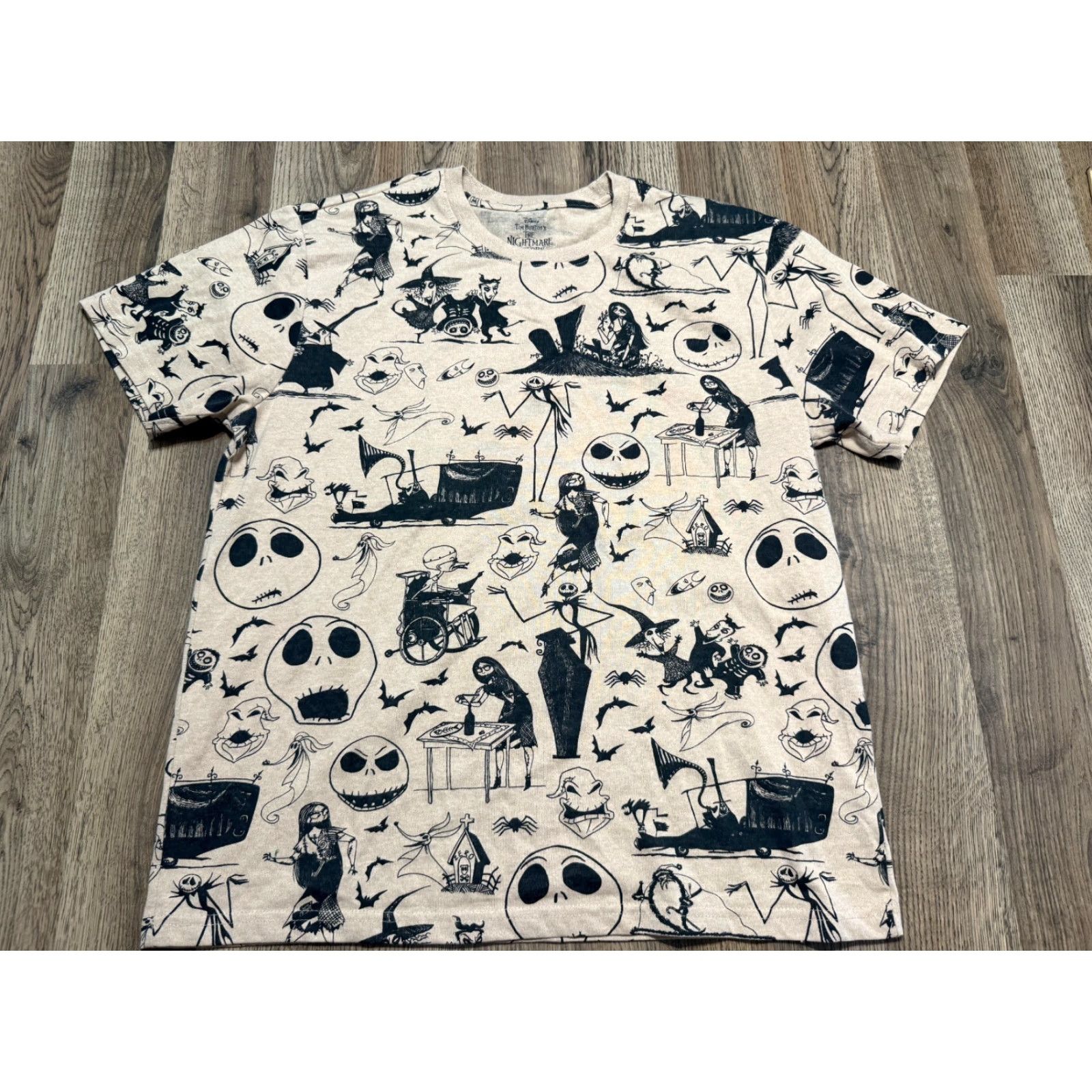 Vintage VINTAGE The Nightmare Before Christmas shirt Mens Large Black The Burton's Size US L / EU 52-54 / 3 - 2 Thumbnail