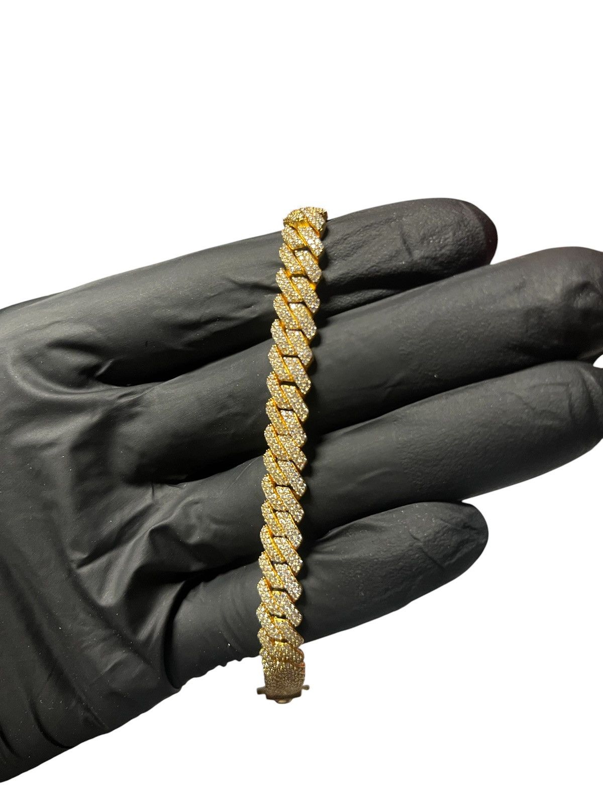 VVS1/D Moissanite Cuban Link Bracelet