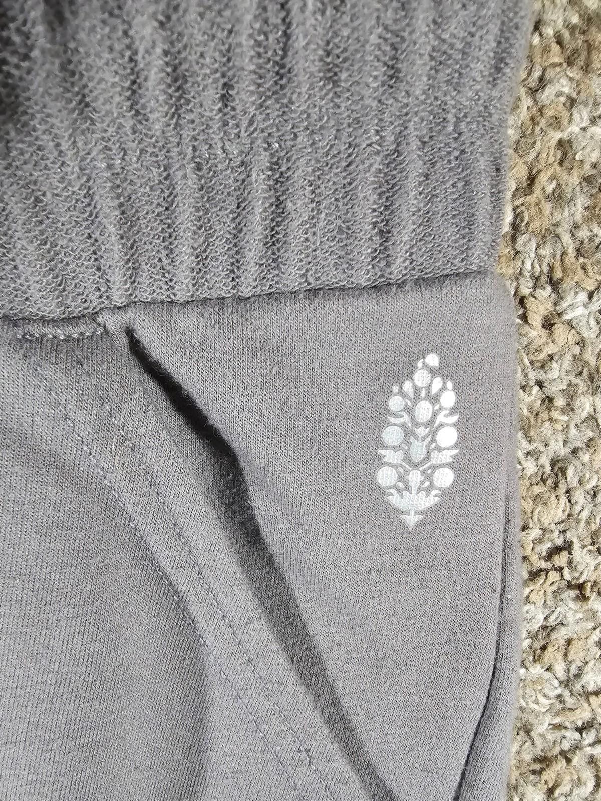 Free People FP Movement Gray Sweatpants L Size 36" / US 14 / IT 50 - 2 Thumbnail