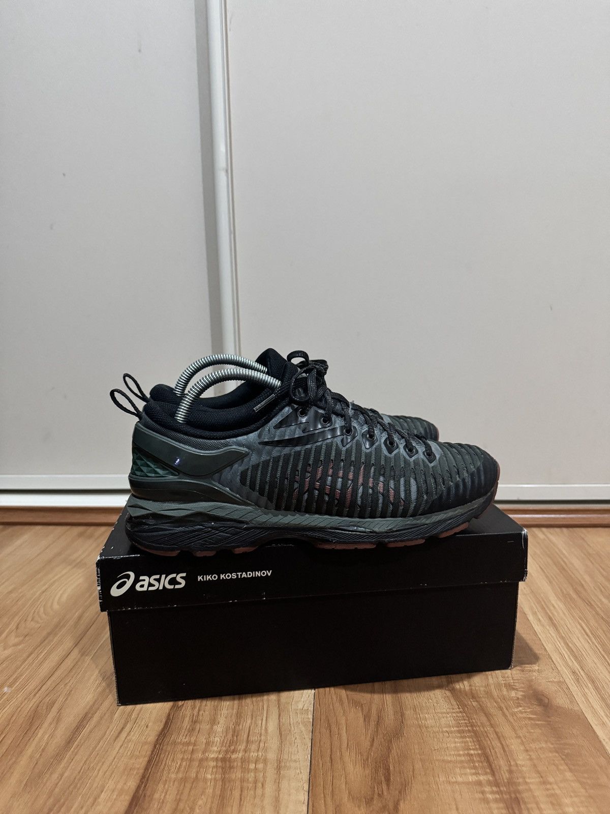 Asics × Kiko Kostadinov ASICS x Kiko Kostadinov Gel-Delva 1 Forest Green Size US 8 / EU 41 - 6 Thumbnail