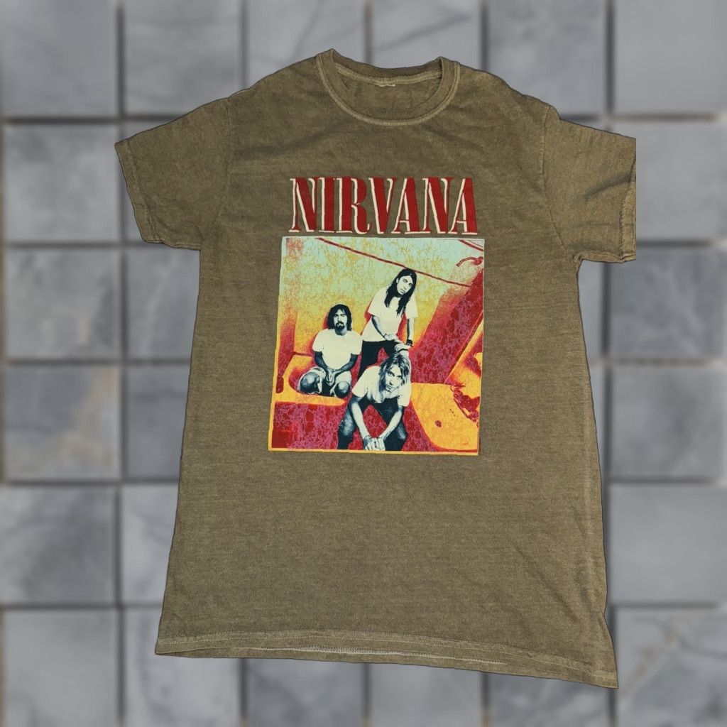 Olive Nirvana Photograph T-Shirt Olive Green Khaki Small Men S Green Cut Tag Vintage? Size US S / EU 44-46 / 1 - 1 Thumbnail