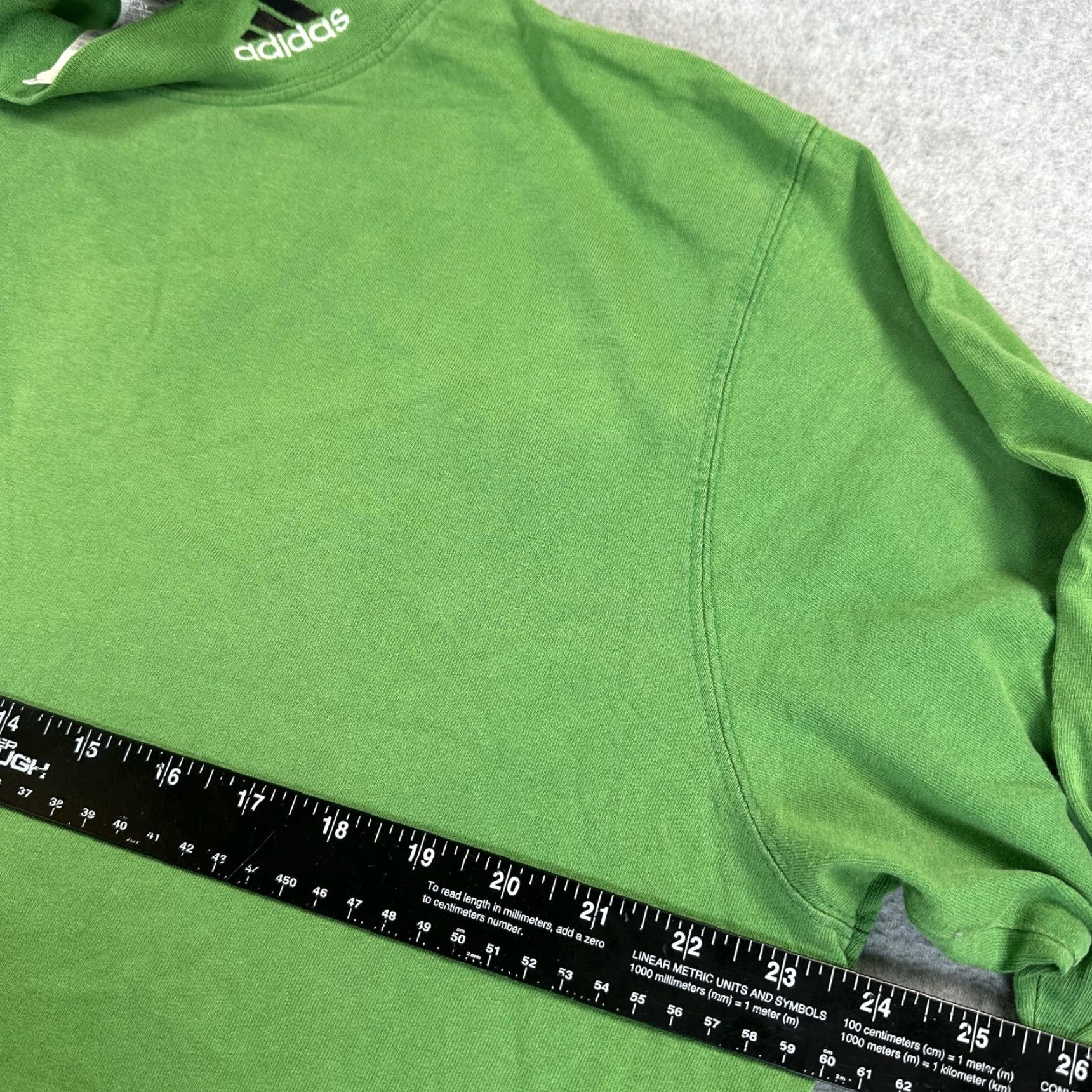 Adidas VINTAGE adidas Shirt Mens XL Green Mock Neck Long Sleeve Sportswear Made USA 90s Size US XL / EU 56 / 4 - 4 Thumbnail