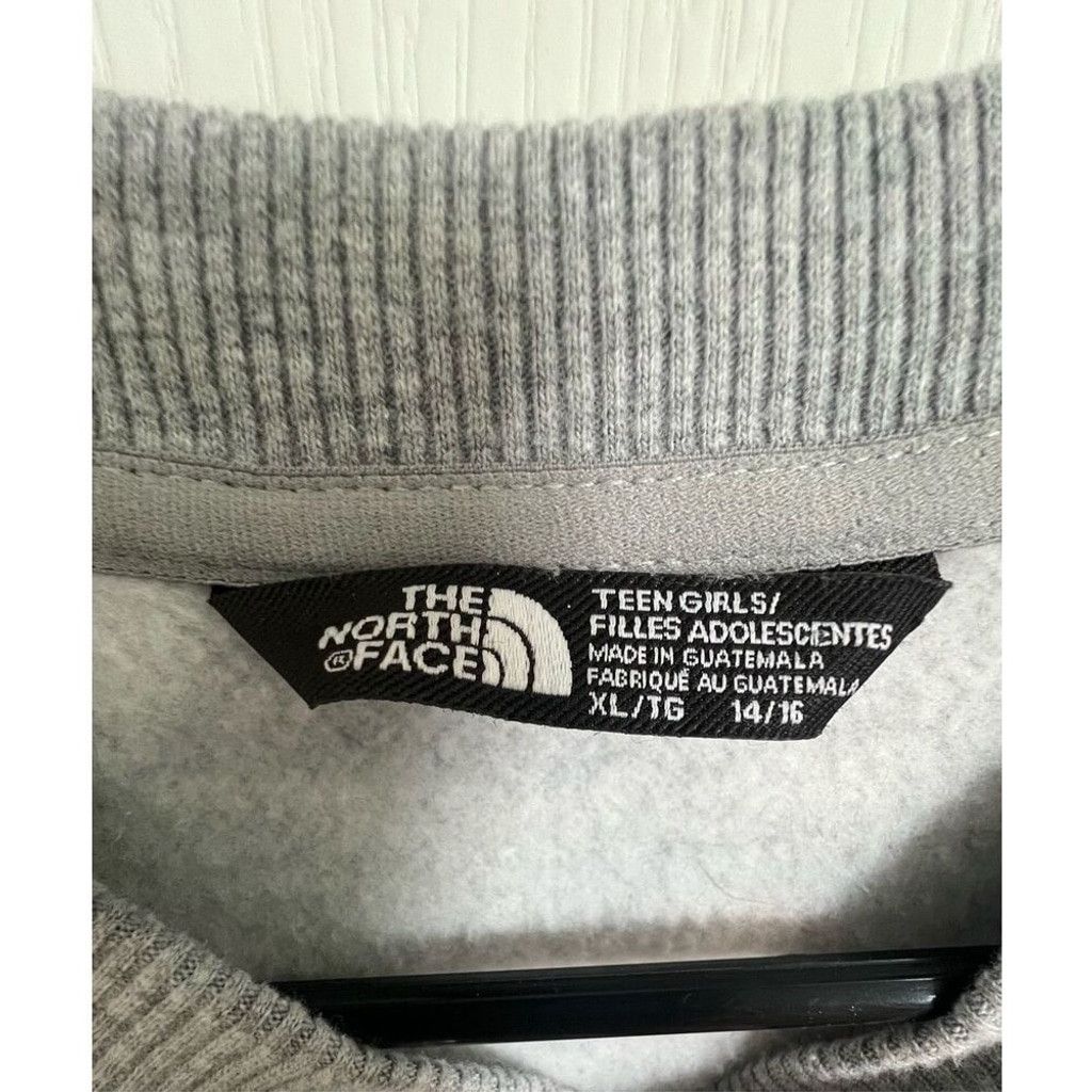 The North Face The North Face Cropped Grey Long Sleeve Crewneck Sweatshirt Size XL / US 12-14 / IT 48-50 - 3 Thumbnail