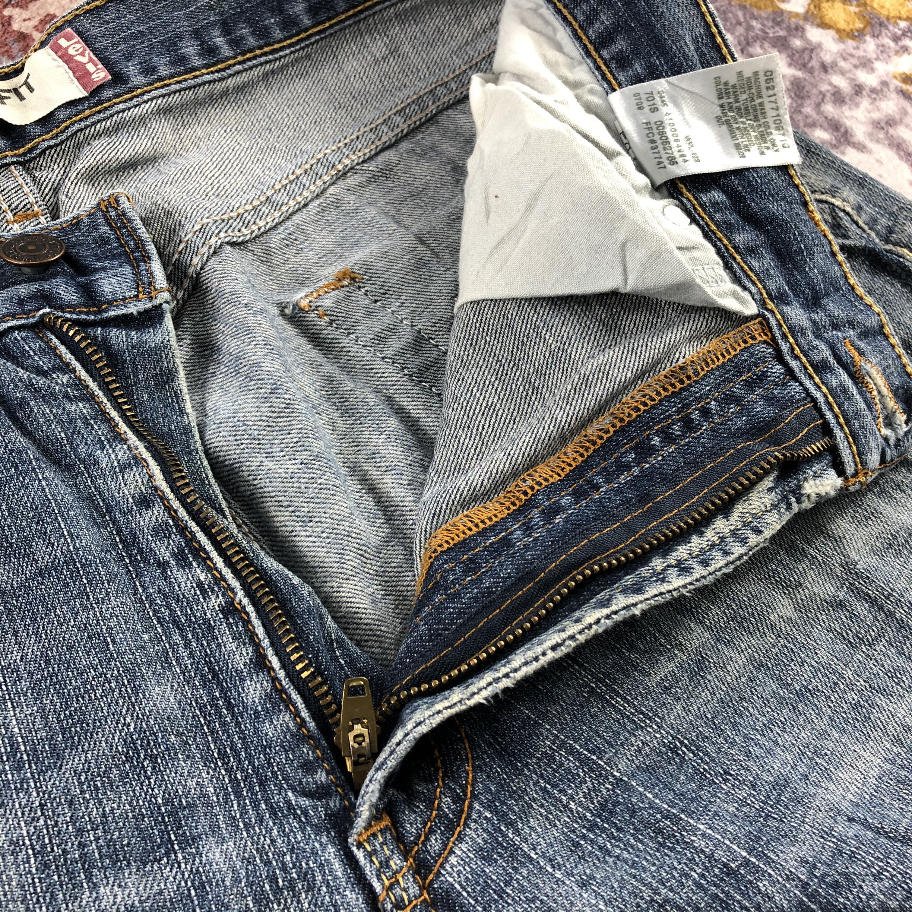 Levi's × Vintage Vintage Blue Wash Levis 505 Jeans-JM2941 Size US 33 - 12 Thumbnail