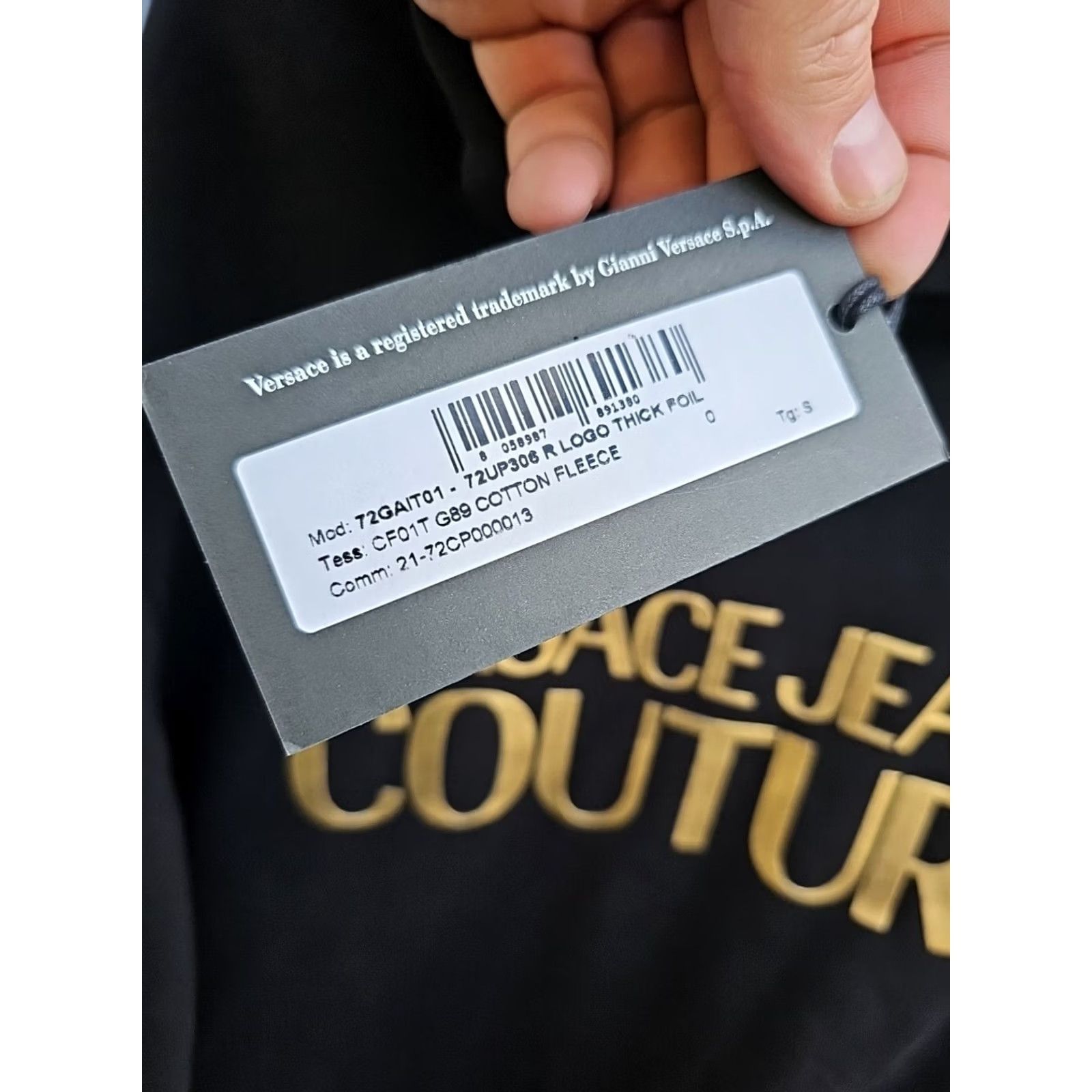 Versace Jeans Couture VERSACE Jeans Couture HOODIE Black Small Mens Cotton Corduroy Logo Graphic Print 90s 80s Basketball Chest 22 Length 27 Size US M / EU 48-50 / 2 - 3 Thumbnail