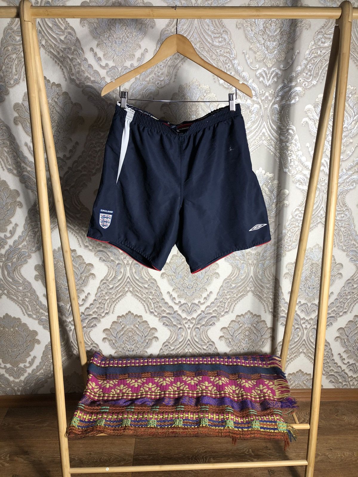 Umbro × Vintage VERY RARE UMBRO FC MANCHESTER ENGLAND SOCCER SHORTS BLOKE Size US 34 / EU 50 - 1 Thumbnail