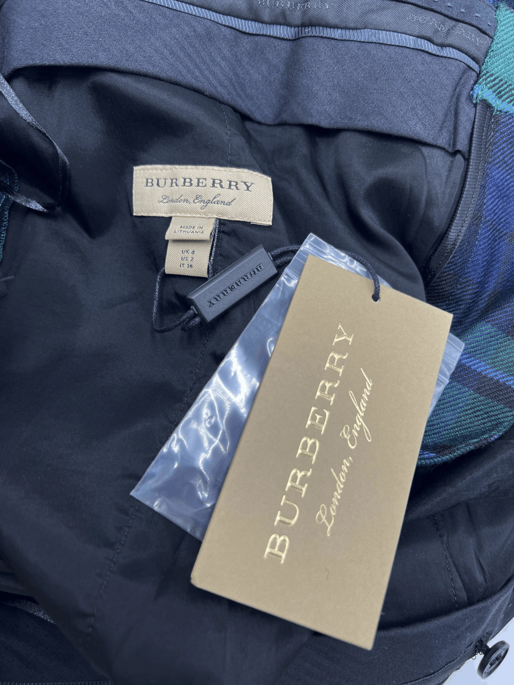 Burberry Burberry London 100% Wool Hanover Pants – Women’s Size US:2 Size 26" / US 2 / IT 38 - 10 Thumbnail