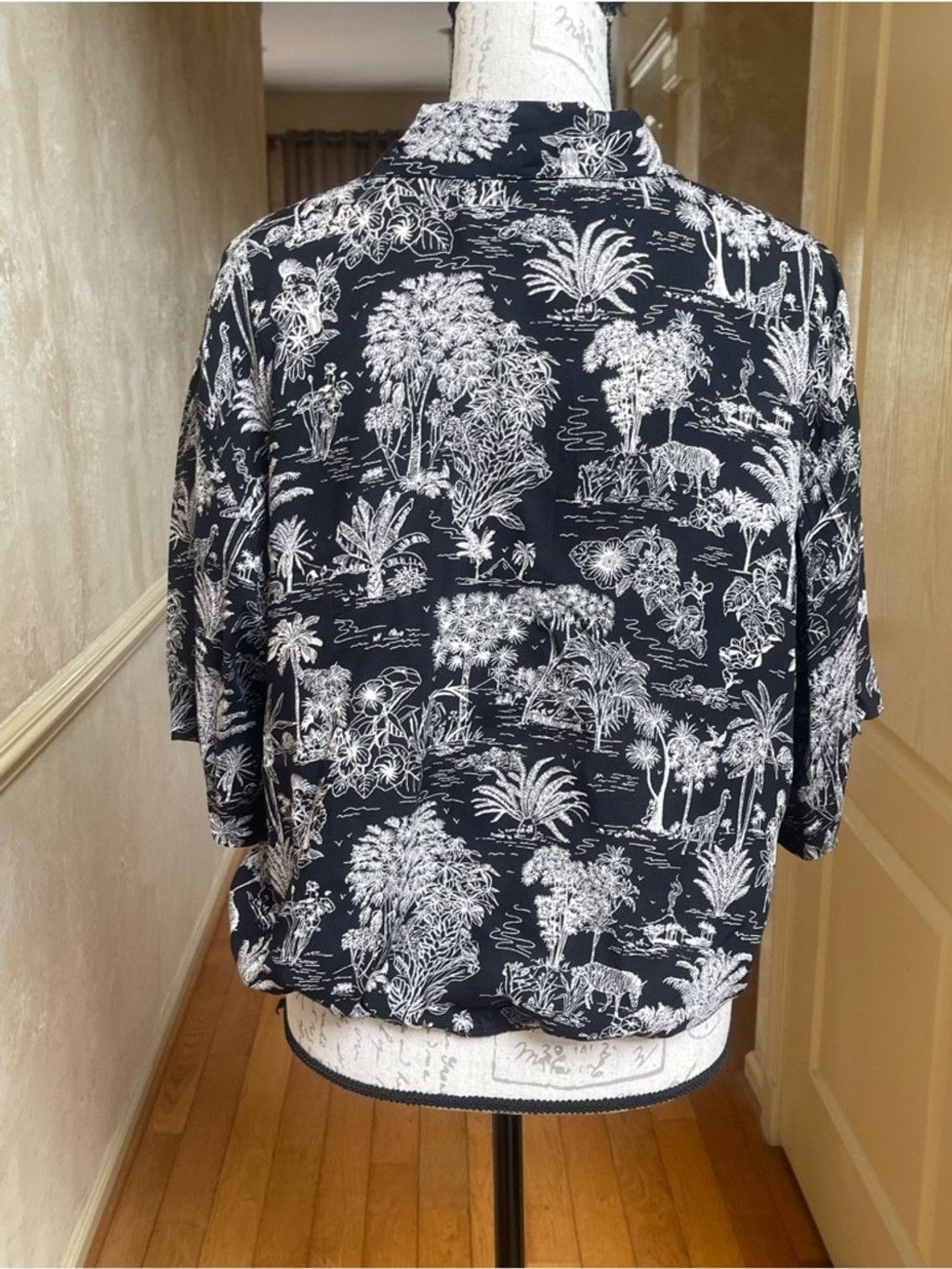 Topshop Topshop Black Jungle Toile Tie Front Crop Shirt Button Down Size L / US 10 / IT 46 - 6 Thumbnail
