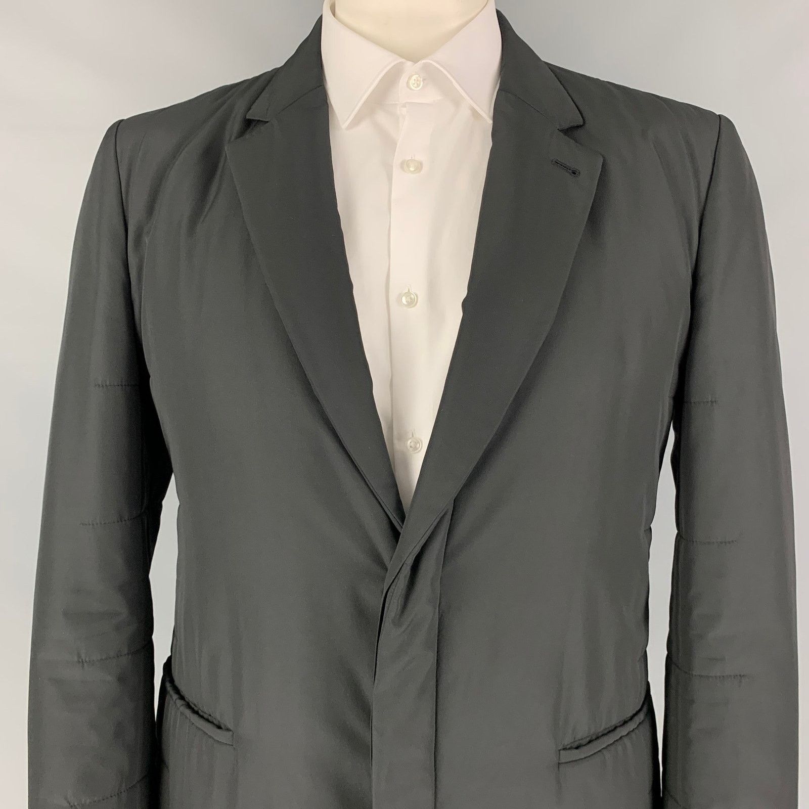 Calvin Klein Size 44 Black Quilted Polyester Sport Coat Size 44R - 2 Thumbnail