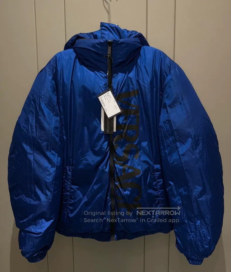 Versace Versace Reversible logo logo long-sleeved down jacket Size US M / EU 48-50 / 2 - 3 Thumbnail